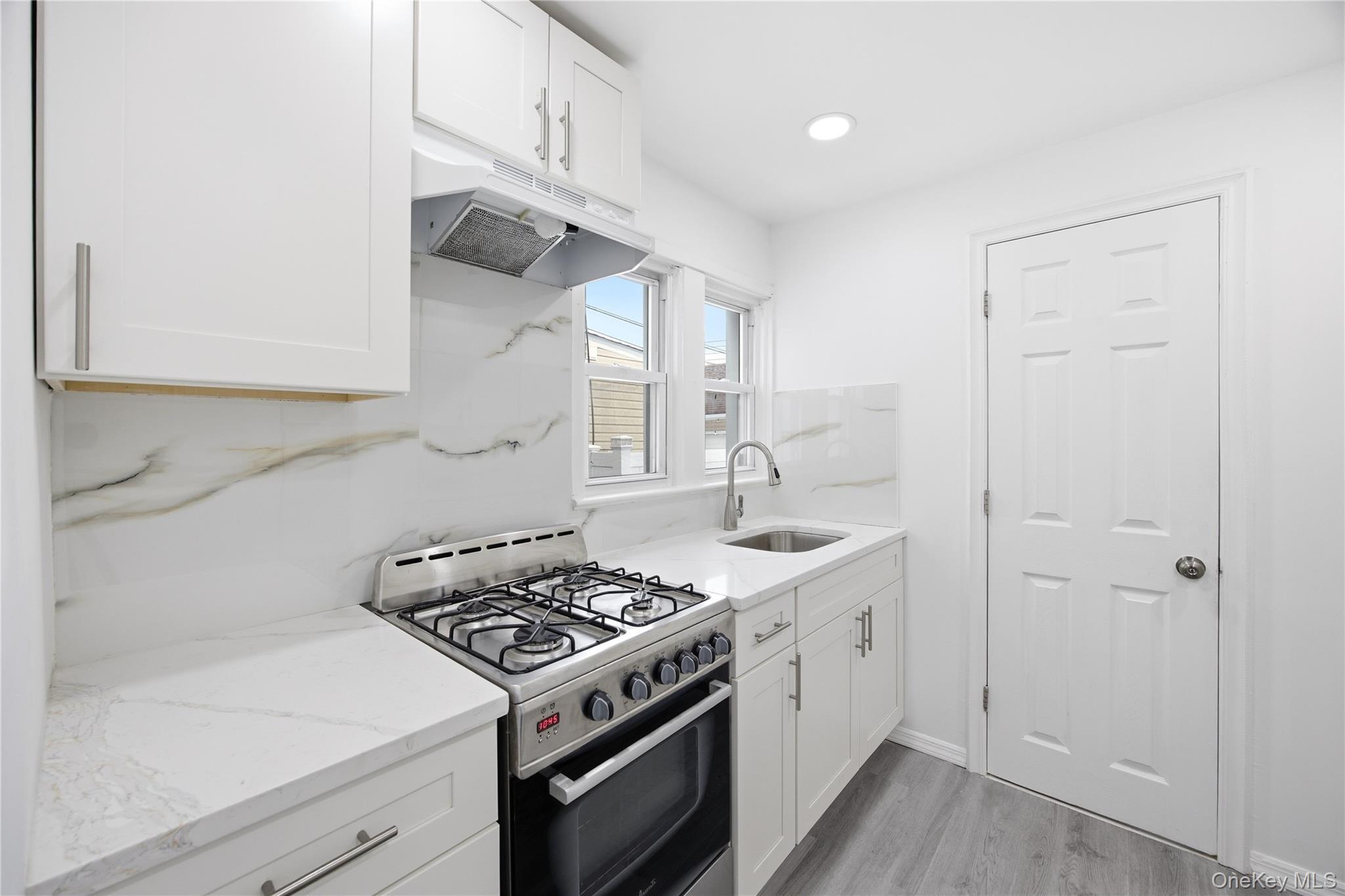 Single Family 215th  Queens, NY 11428, MLS-967931-7