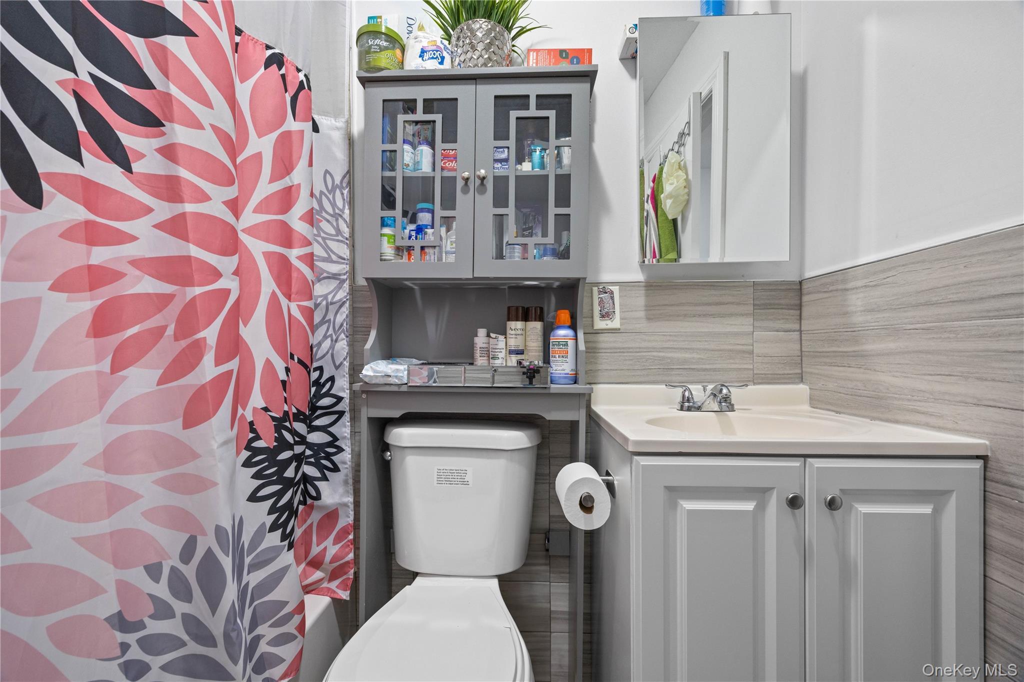 Single Family Decatur Bronx, NY 10458, MLS-967938-24