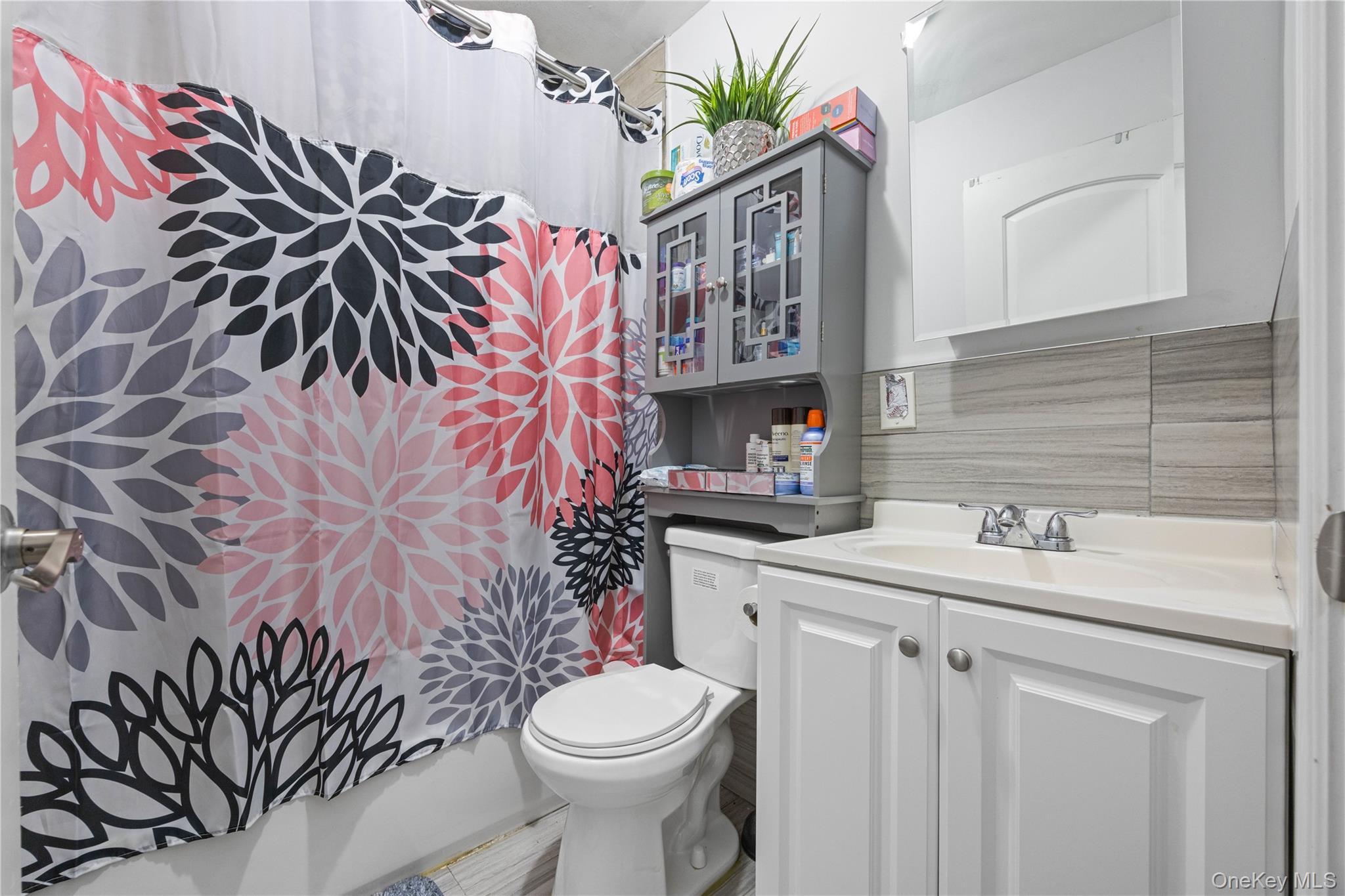 Single Family Decatur Bronx, NY 10458, MLS-967938-25