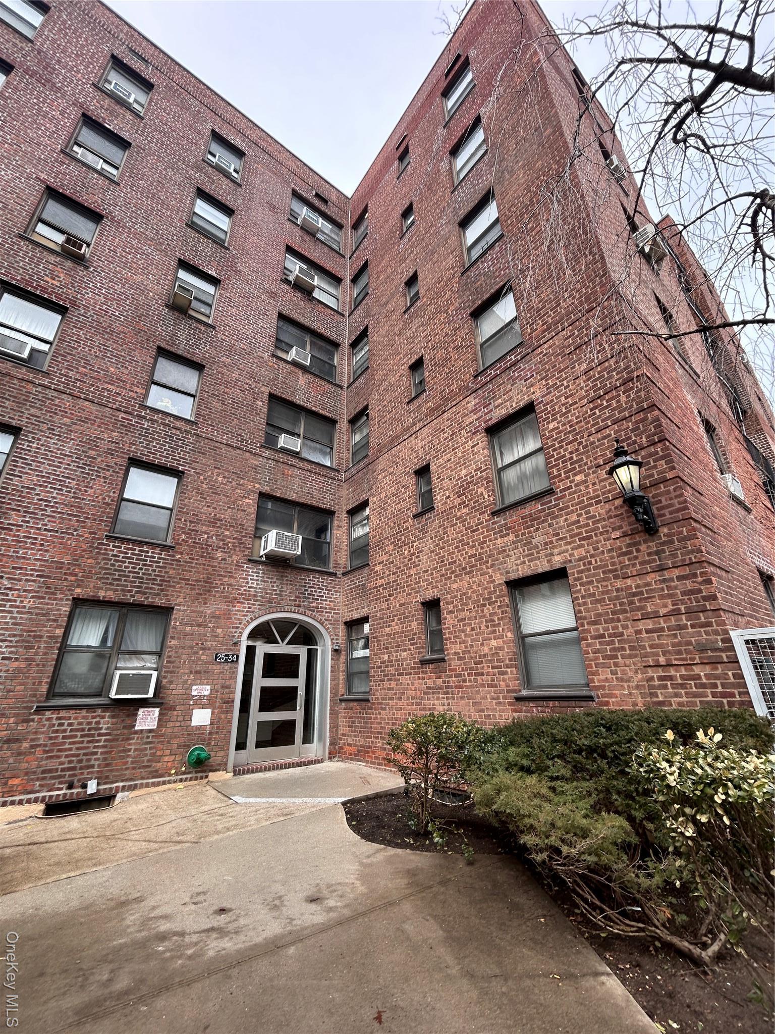 Coop Union  Queens, NY 11354, MLS-967954-2