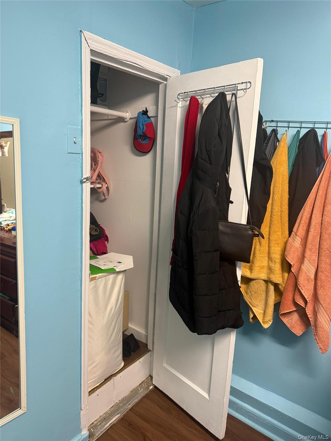 Single Family 71st  Queens, NY 11377, MLS-967960-6