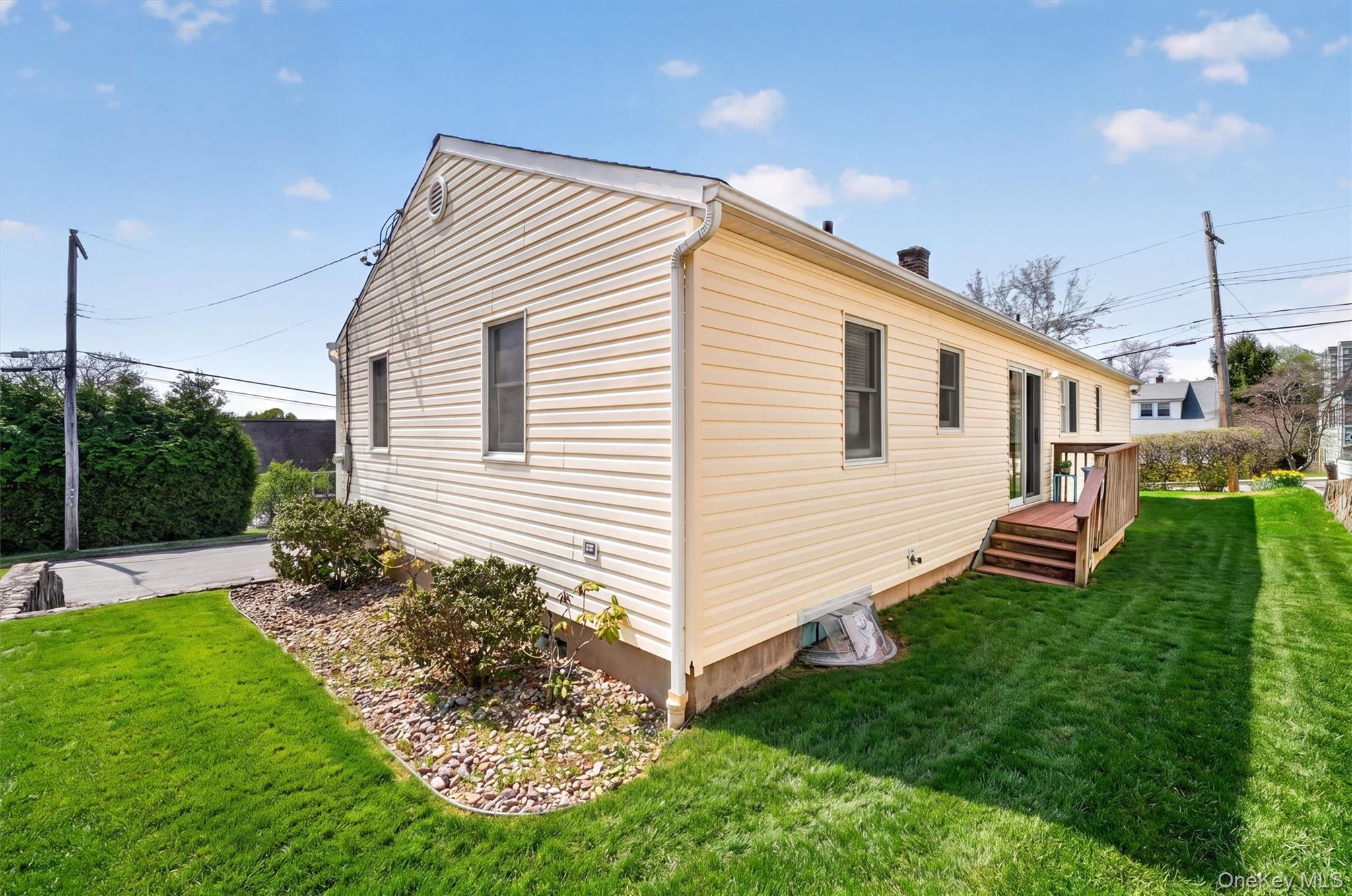Single Family Thompson  Westchester County, NY 10520, MLS-967972-37
