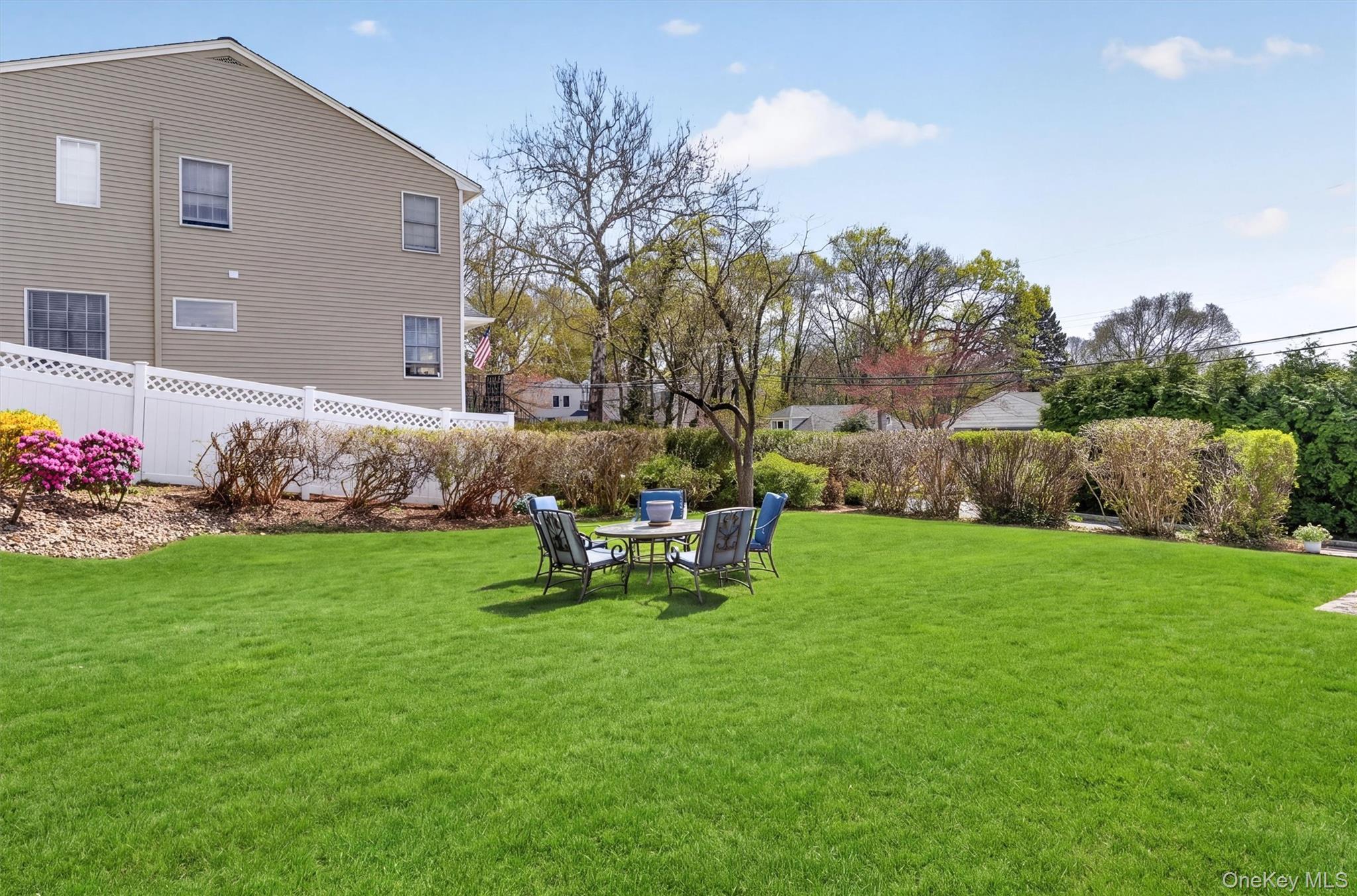 Single Family Thompson  Westchester County, NY 10520, MLS-967972-39