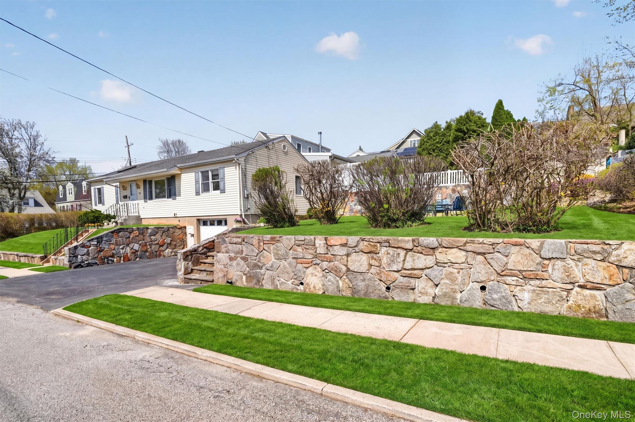 Single Family Thompson  Westchester County, NY 10520, MLS-967972-43