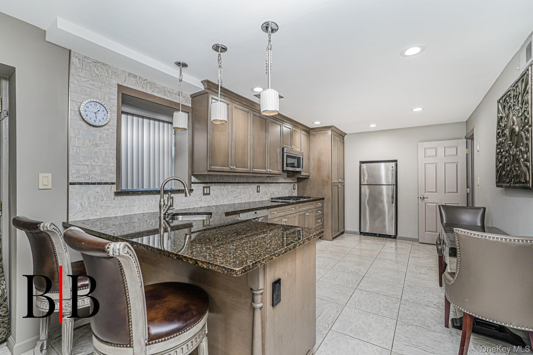 Single Family 74th Brooklyn, NY 11234, MLS-967983-32