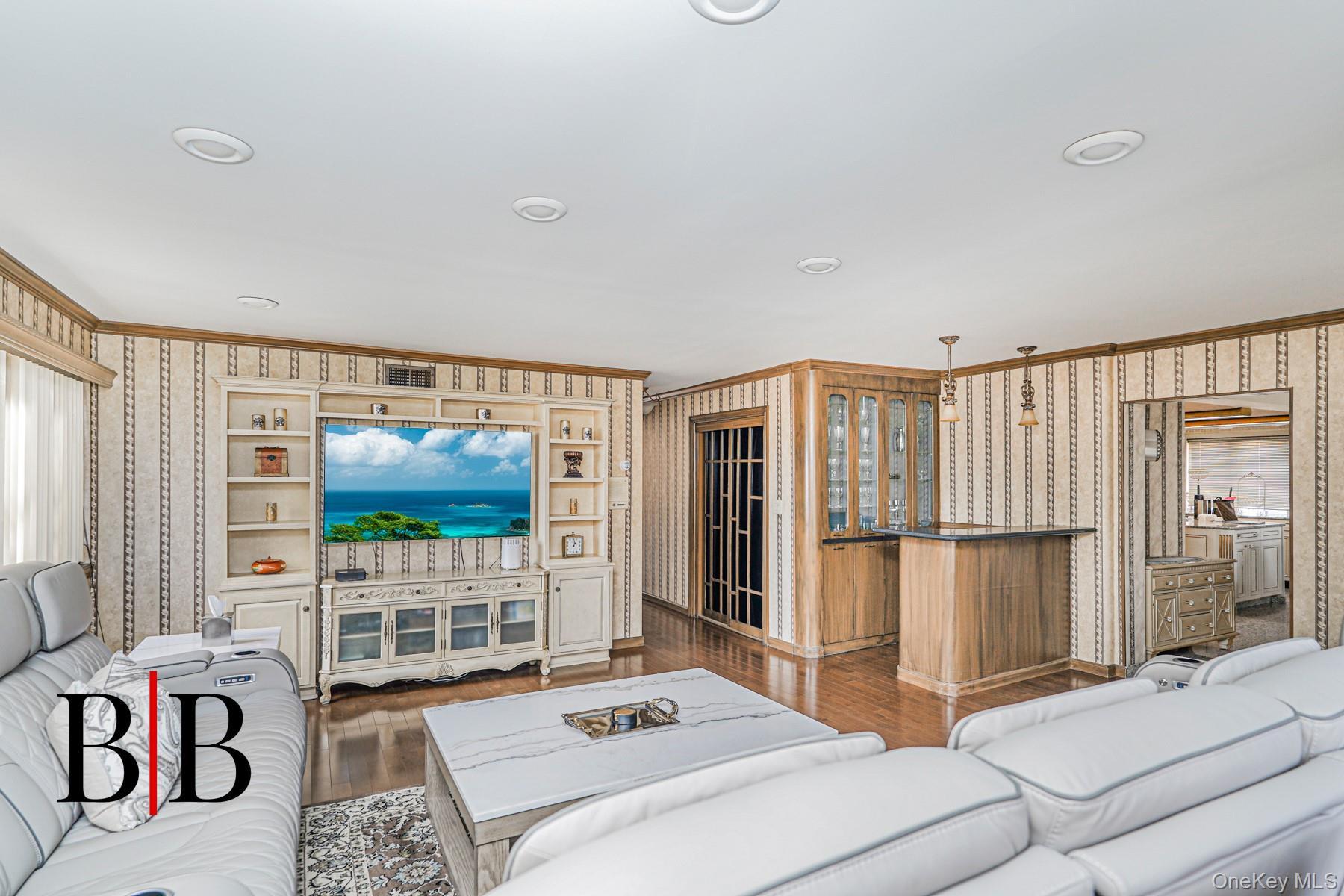 Single Family 74th Brooklyn, NY 11234, MLS-967983-9