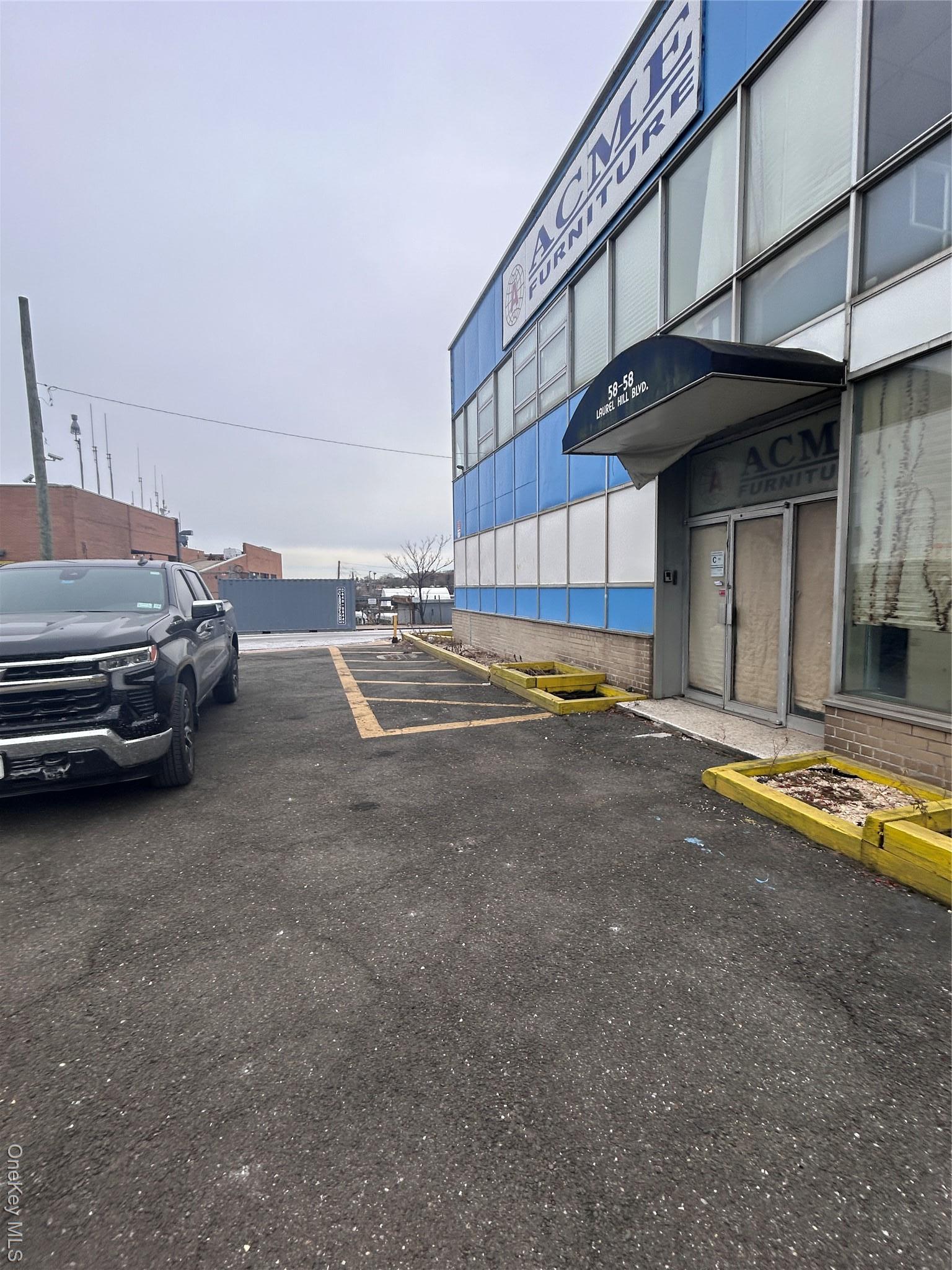 Commercial Lease Laurel Hill  Queens, NY 11377, MLS-968006-2