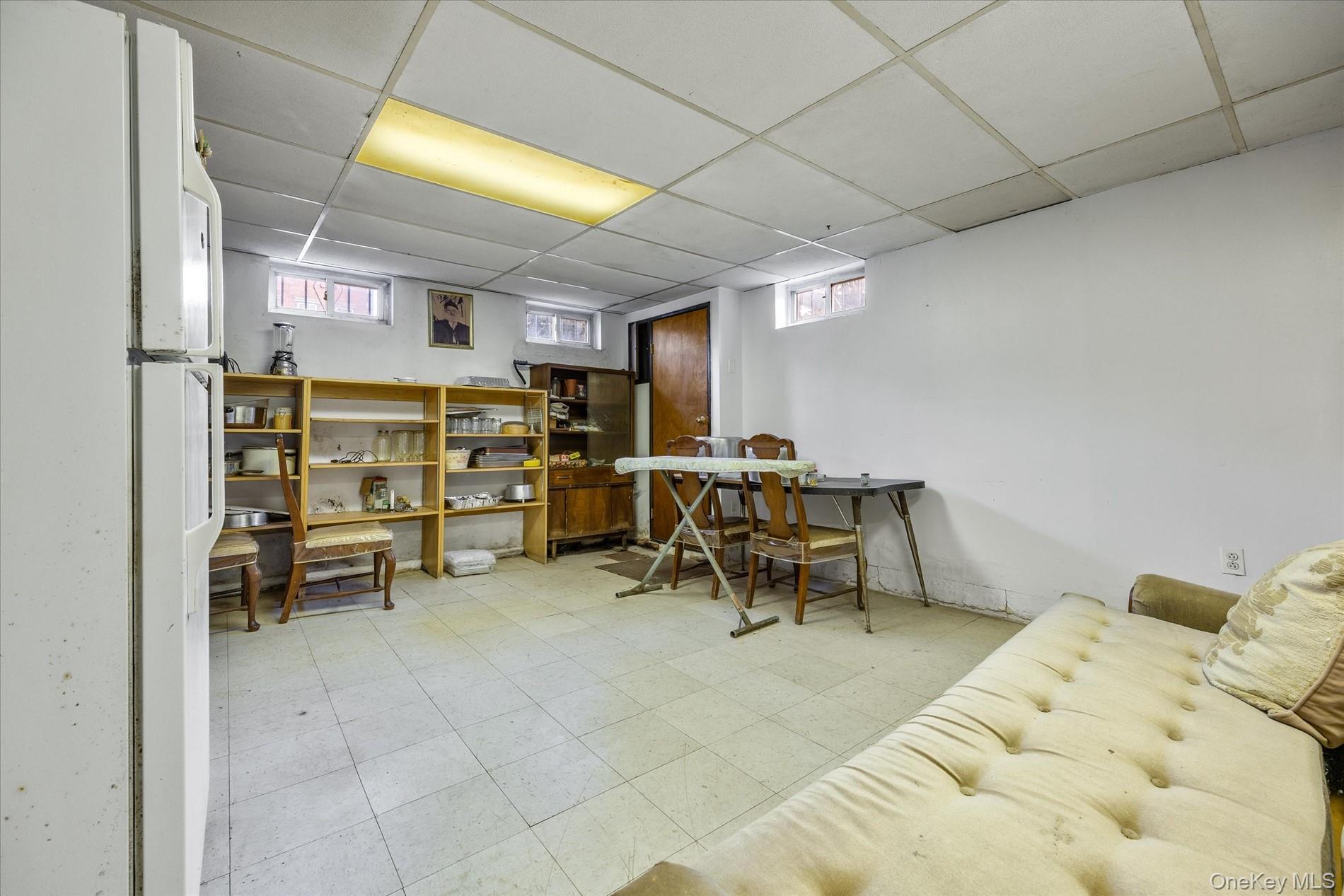 Single Family 42nd  Queens, NY 11103, MLS-968007-31