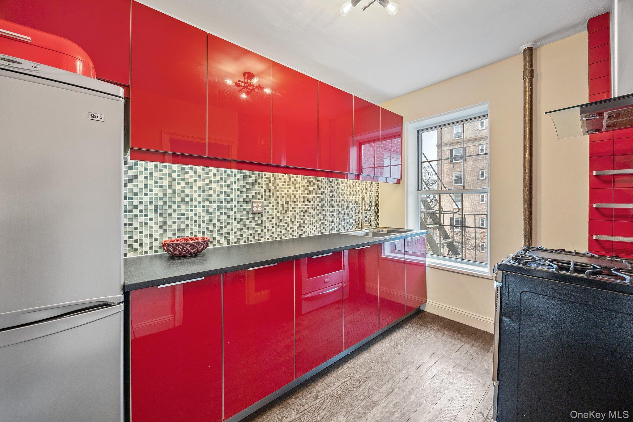 Coop 31st  Queens, NY 11377, MLS-968011-7