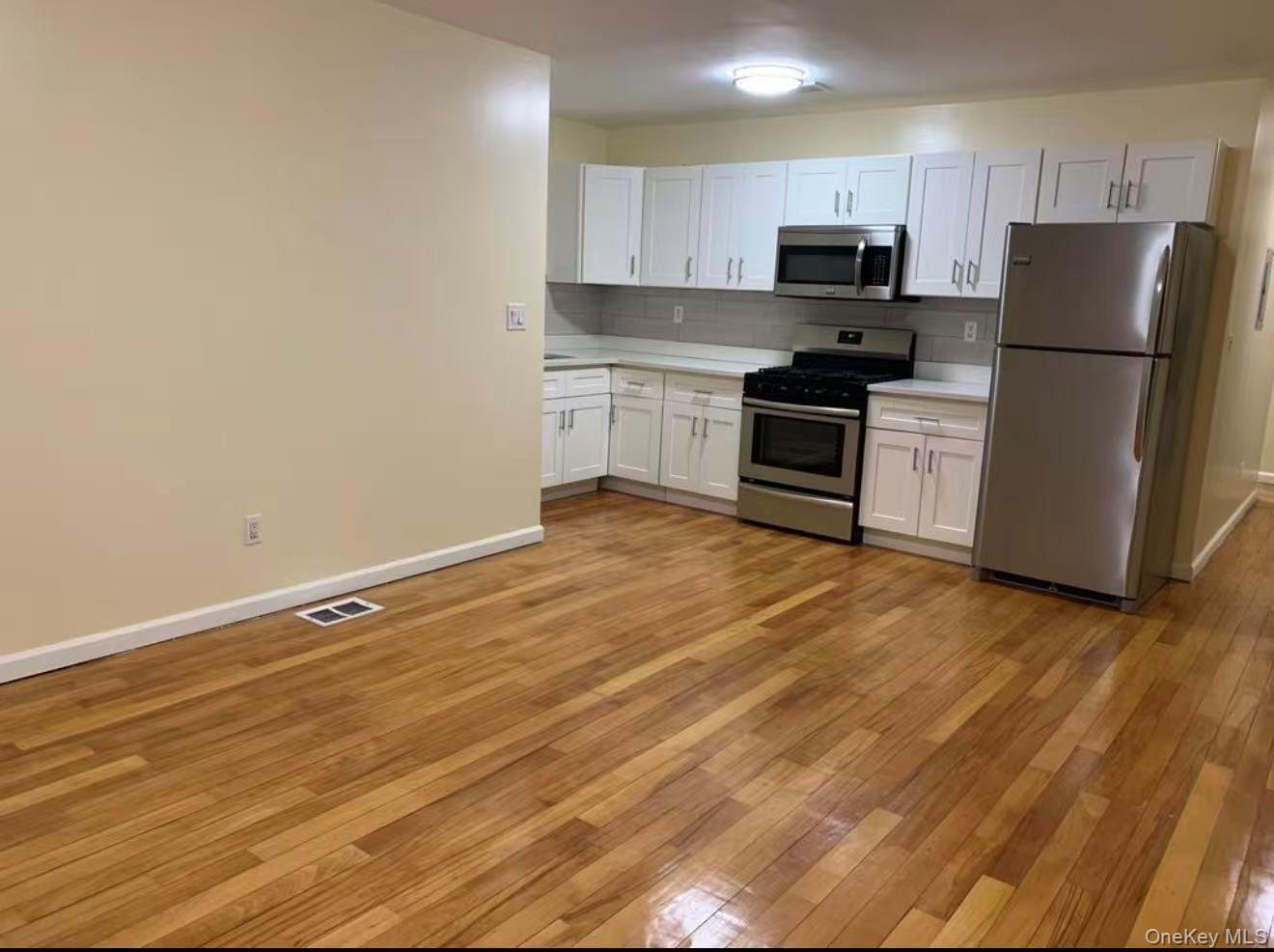 Single Family Dudley  Bronx, NY 10461, MLS-968039-11