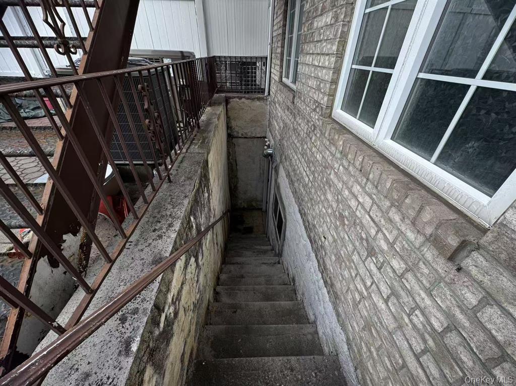 Single Family Dudley  Bronx, NY 10461, MLS-968039-8