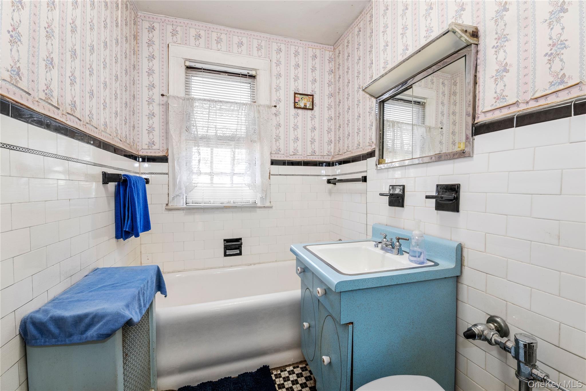 Single Family 35th  Brooklyn, NY 11210, MLS-968051-15