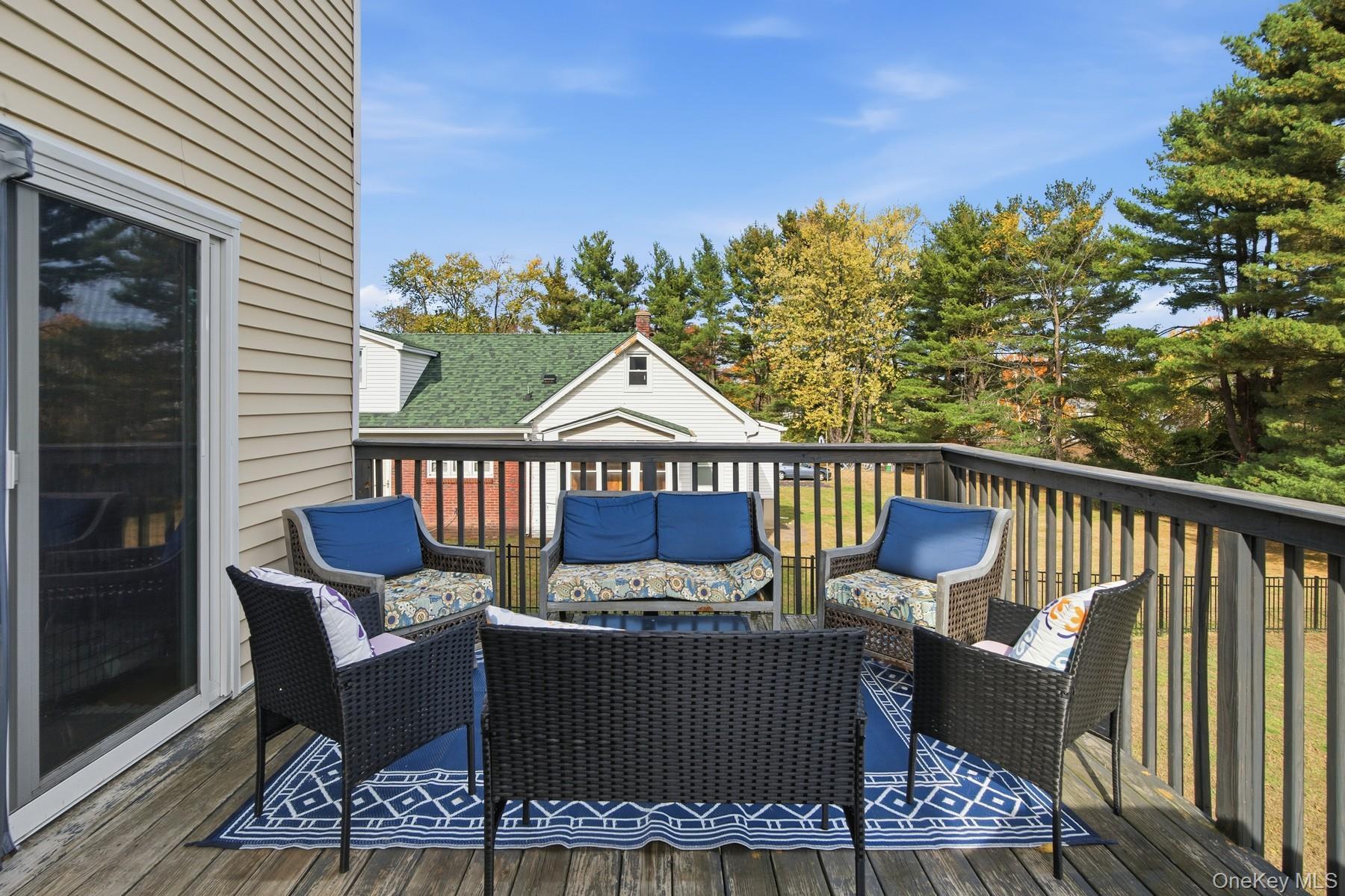 Single Family Hewitt  Rockland County, NY 10923, MLS-968057-25