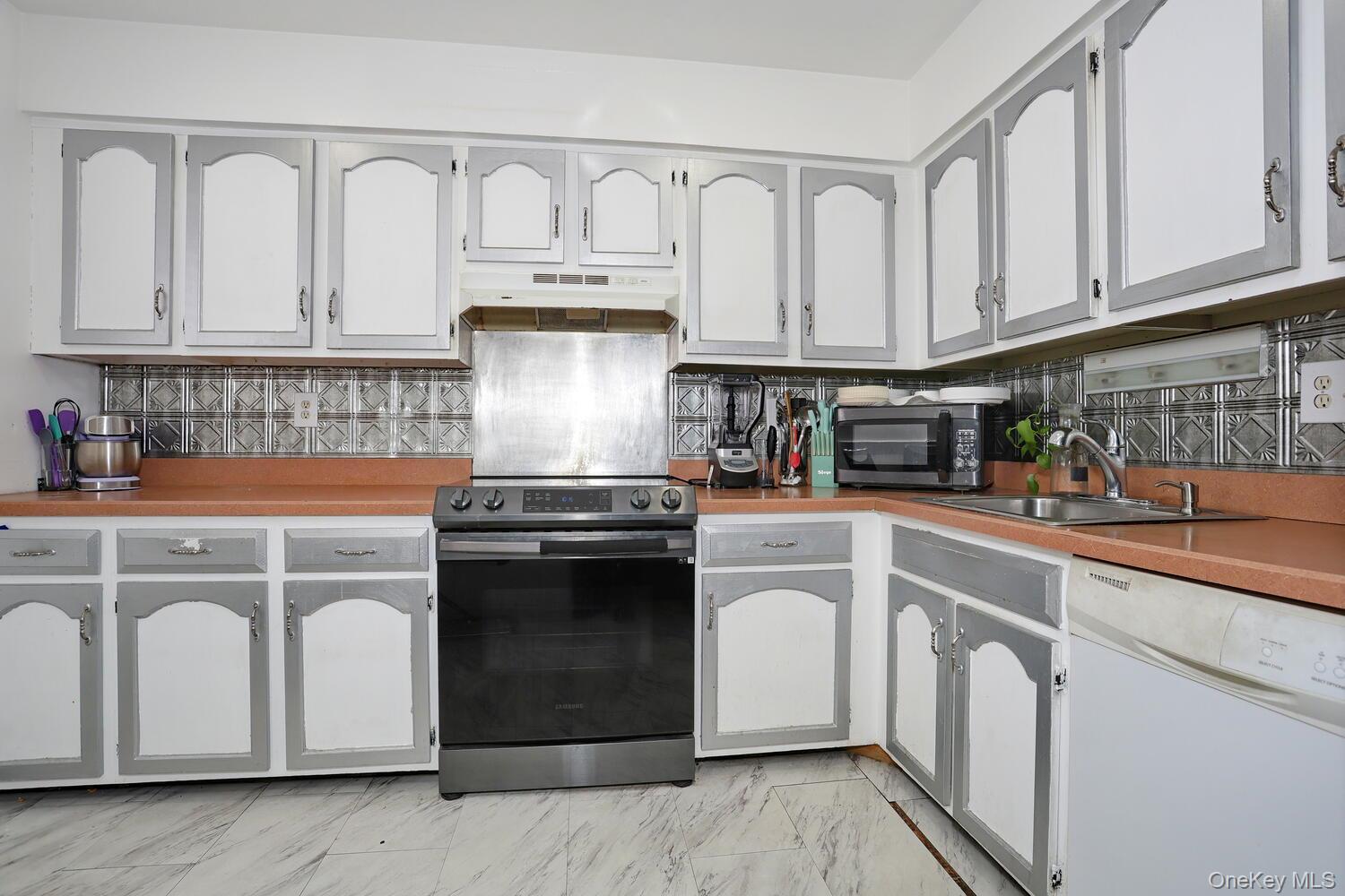 Condo Buckingham  Rockland County, NY 10970, MLS-968076-6