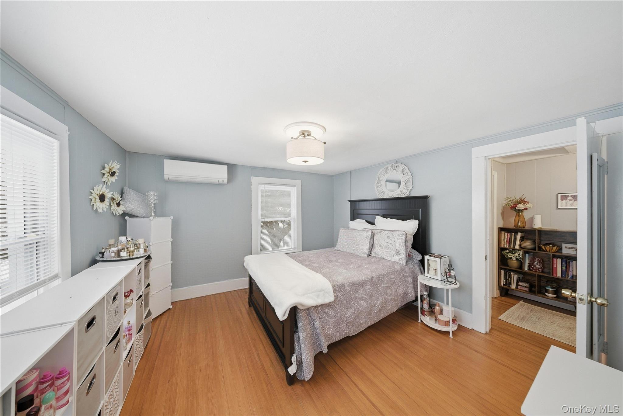 Single Family Washington  Nassau County, NY 11783, MLS-968082-18