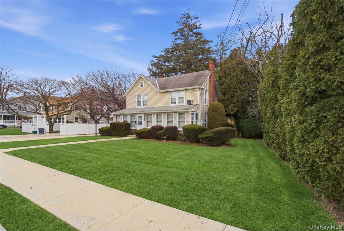 Single Family Washington  Nassau County, NY 11783, MLS-968082-2