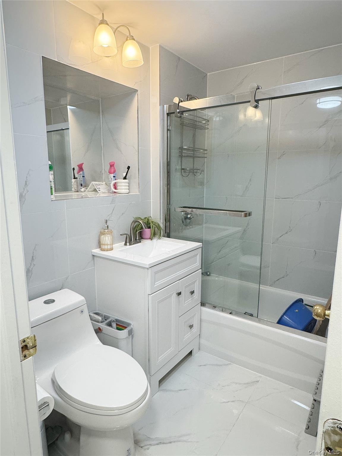 Condo 41st  Queens, NY 11355, MLS-968098-4