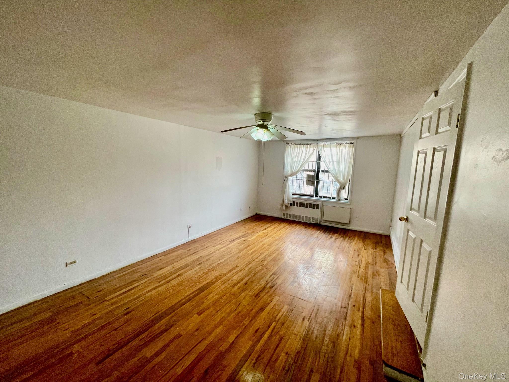 Coop Franklin Ave  Queens, NY 11355, MLS-968110-2