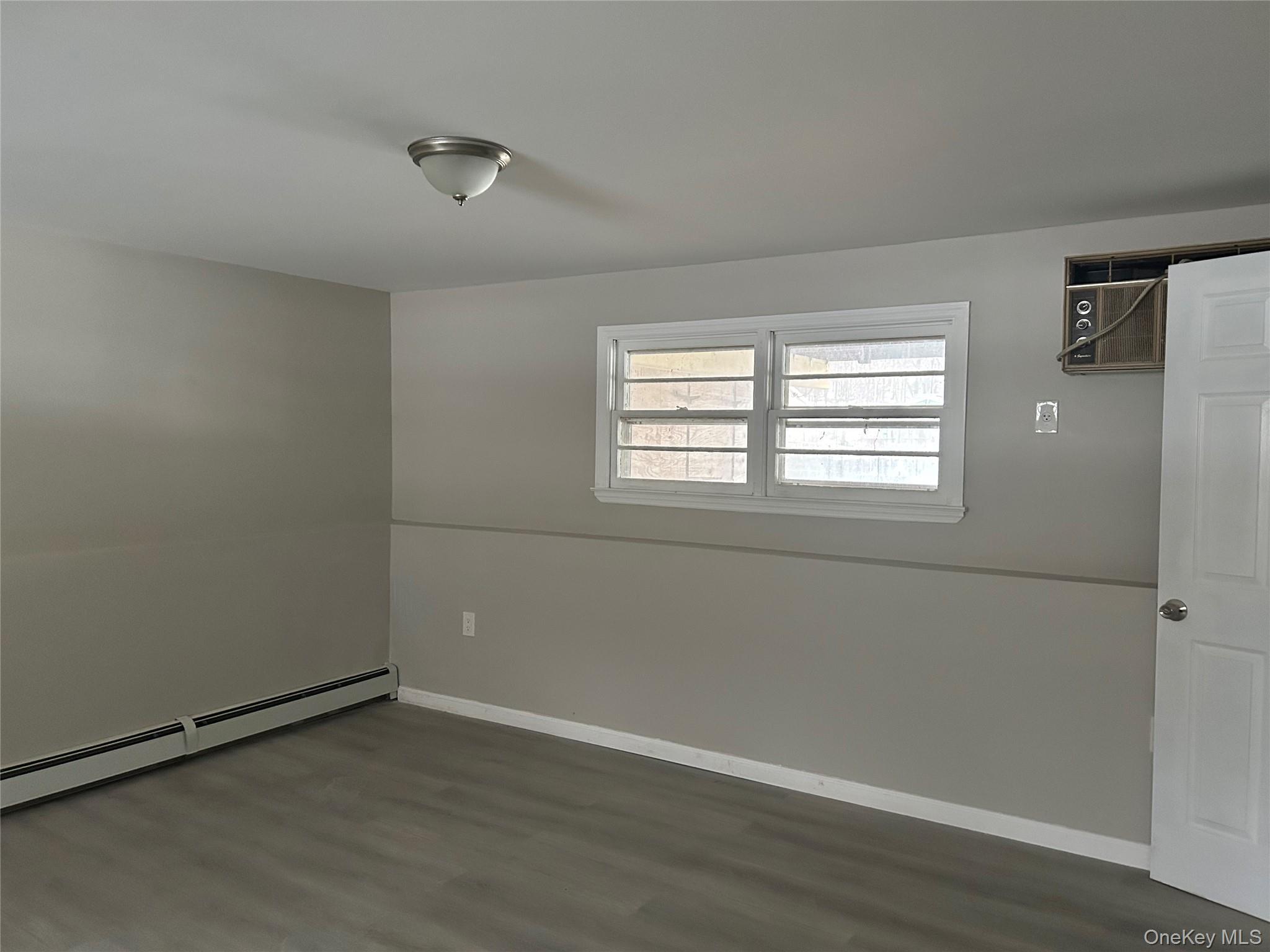 Single Family Sutton Park  Dutchess County, NY 12603, MLS-968112-14