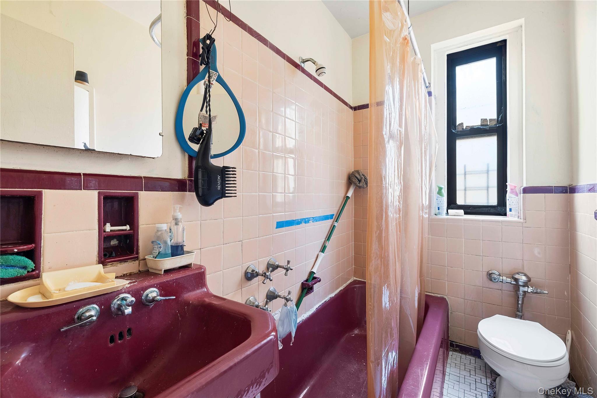 Coop Grand Concourse  Bronx, NY 10451, MLS-968122-9