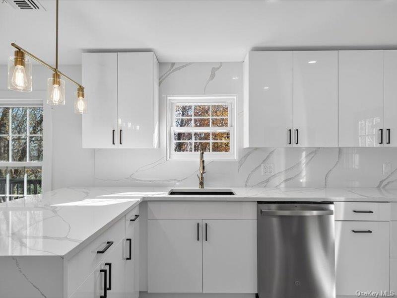 Single Family Old State Route 28  Ulster County, NY 12433, MLS-968128-7