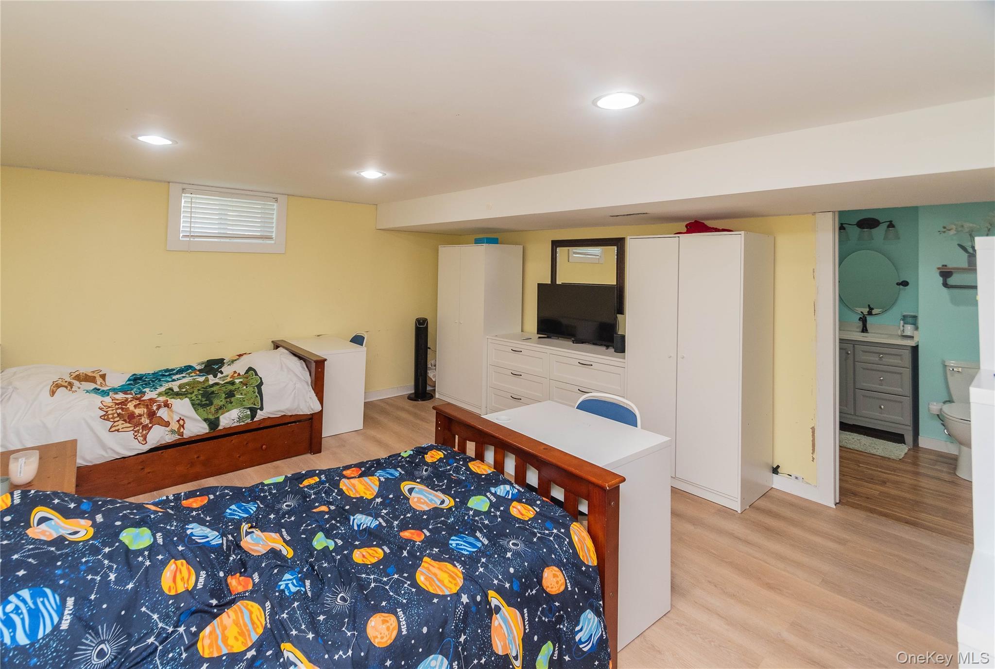 Single Family Toomey  Dutchess County, NY 12603, MLS-968142-17