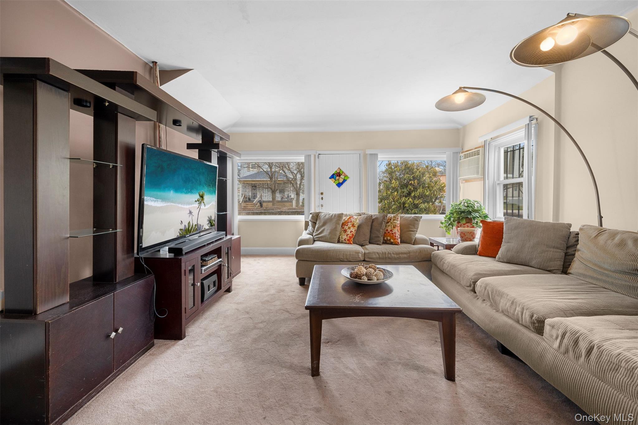 Single Family Bennett Nassau County, NY 11550, MLS-968147-7