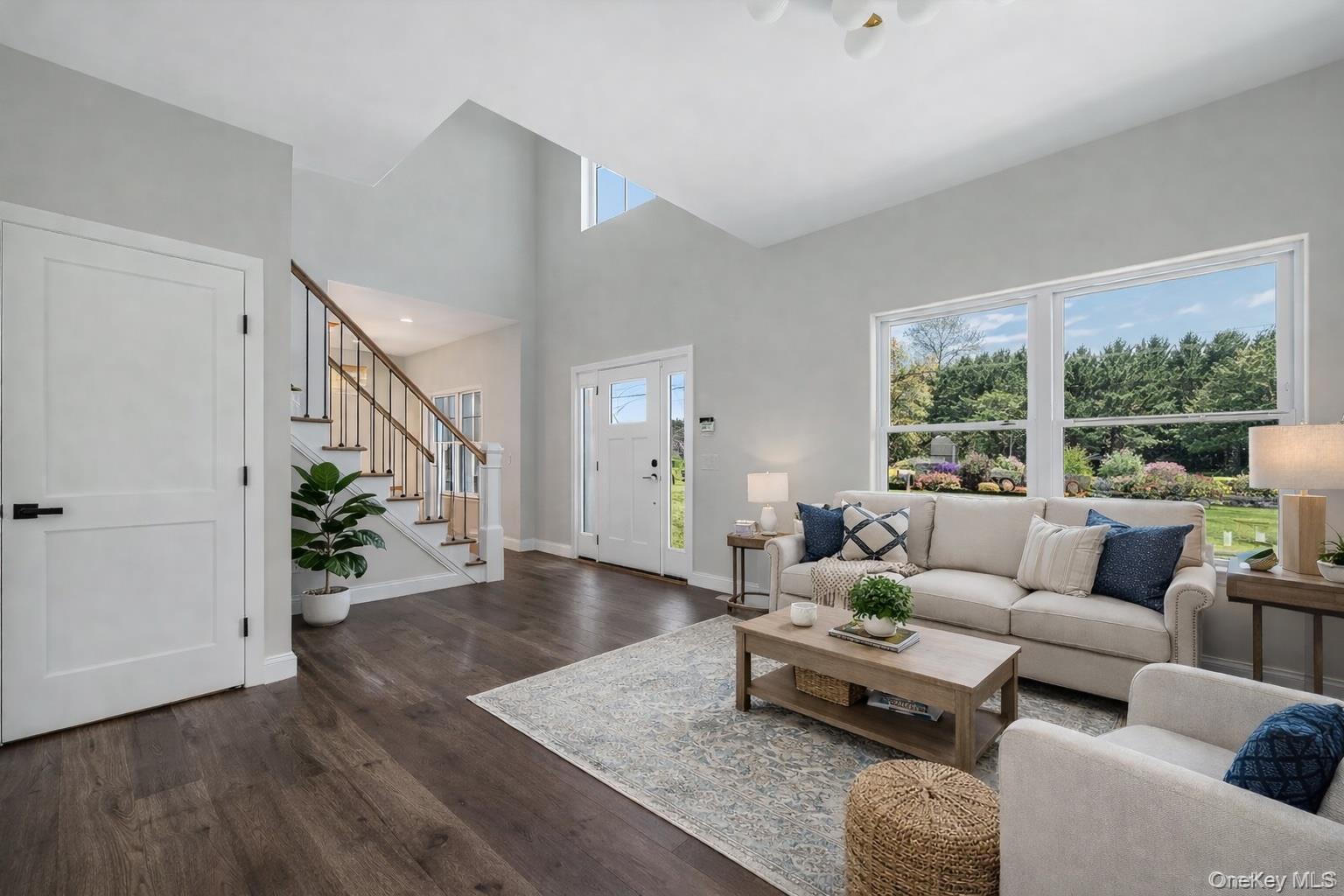Single Family Gail Circle Suffolk County, NY 11778, MLS-968150-4