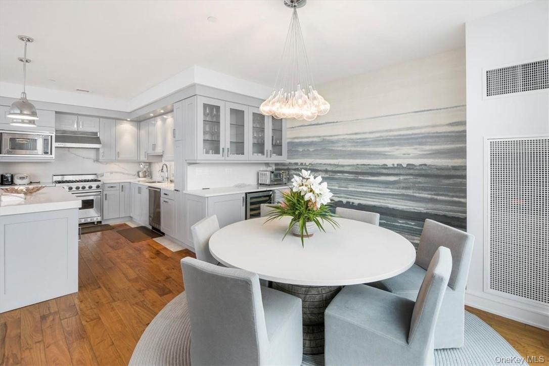 Condo Renaissance  Westchester County, NY 10601, MLS-968153-15