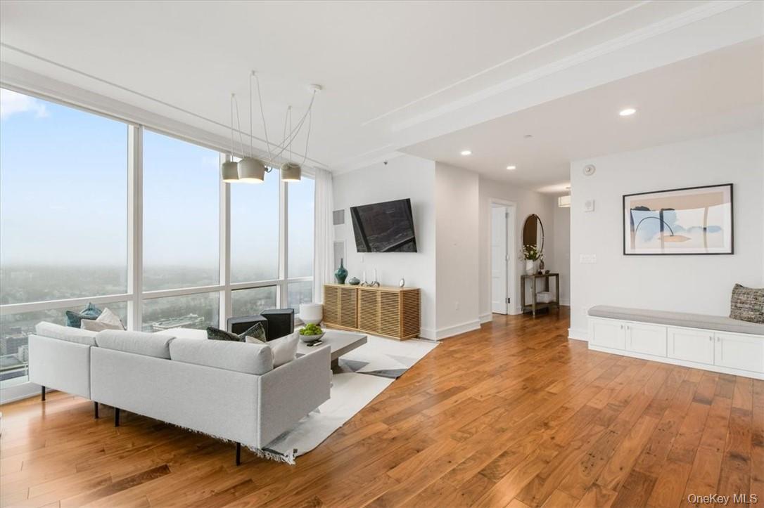 Condo Renaissance  Westchester County, NY 10601, MLS-968153-7