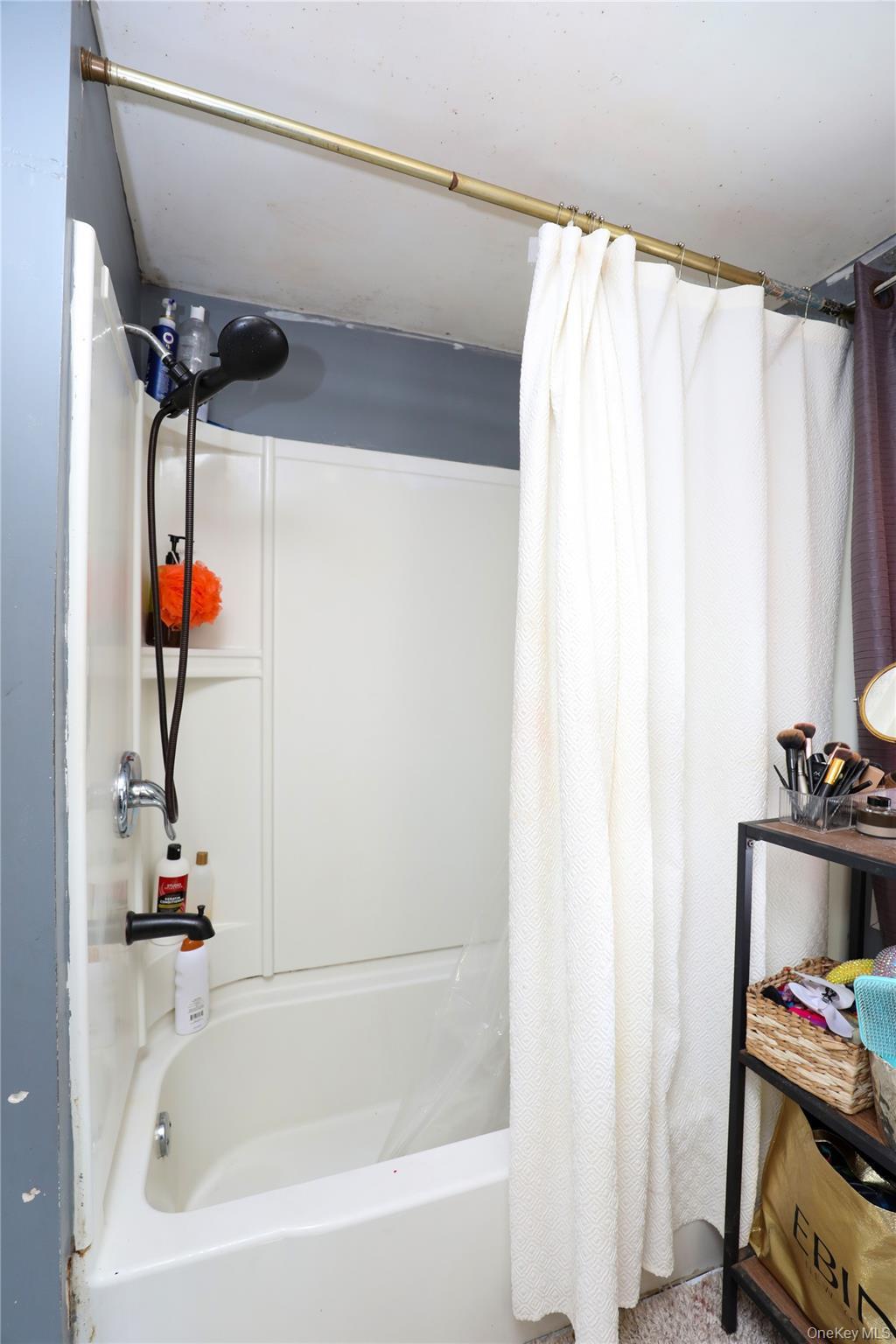 Single Family Broadway  Ulster County, NY 12429, MLS-968161-15