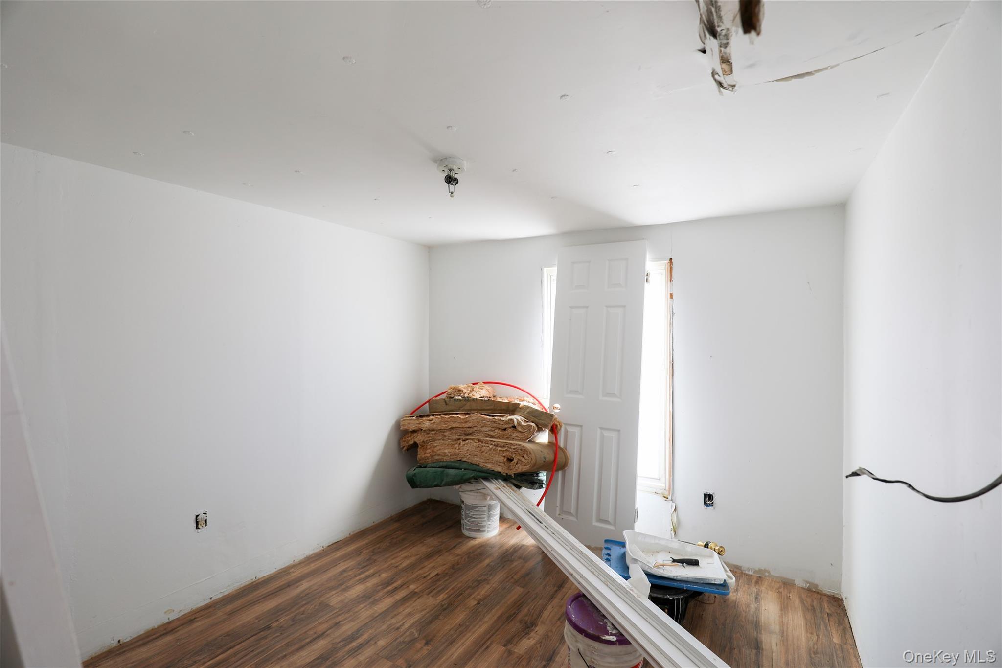 Single Family Broadway  Ulster County, NY 12429, MLS-968161-23