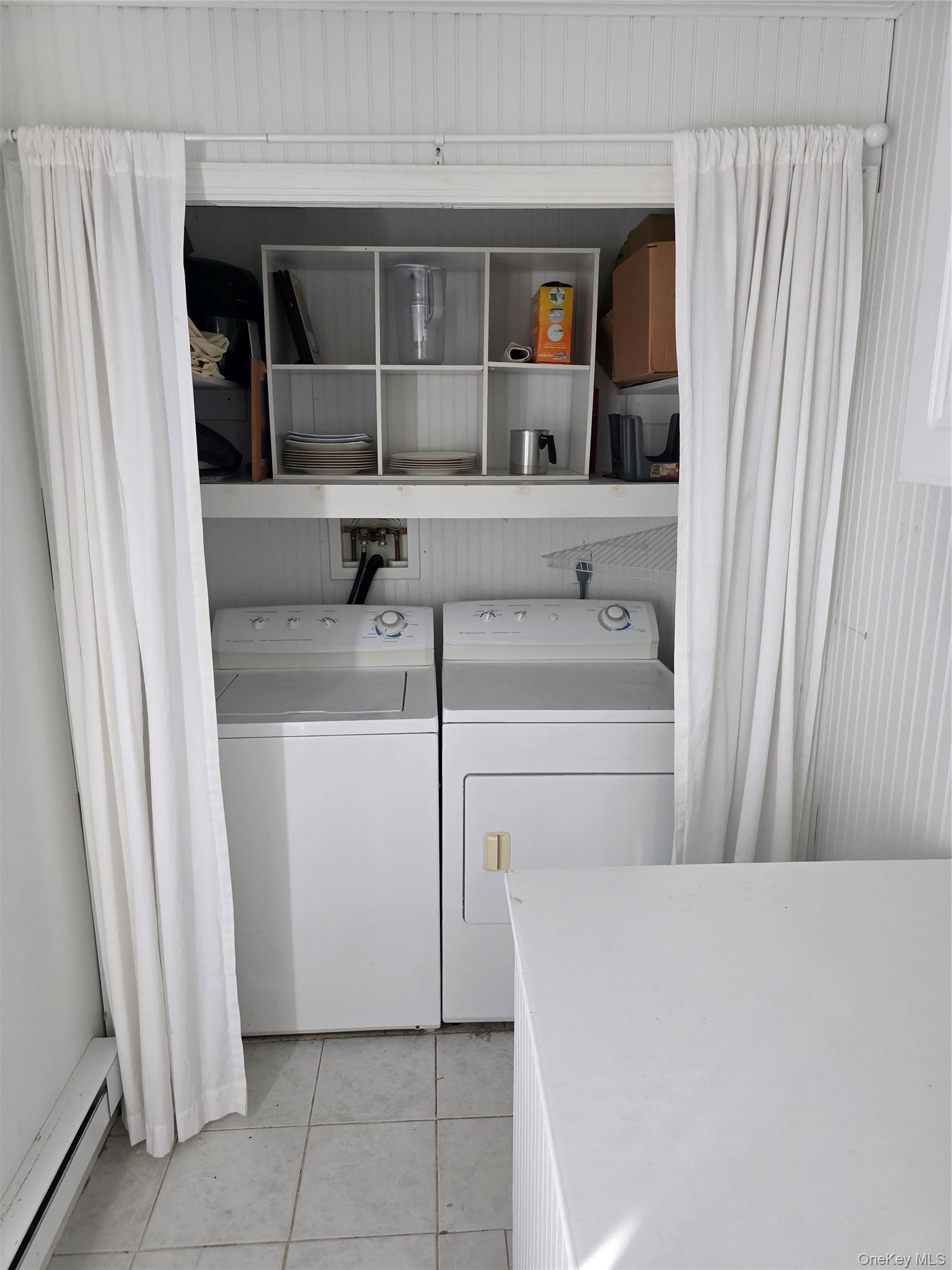 Single Family Lincoln  Suffolk County, NY 11946, MLS-968169-11