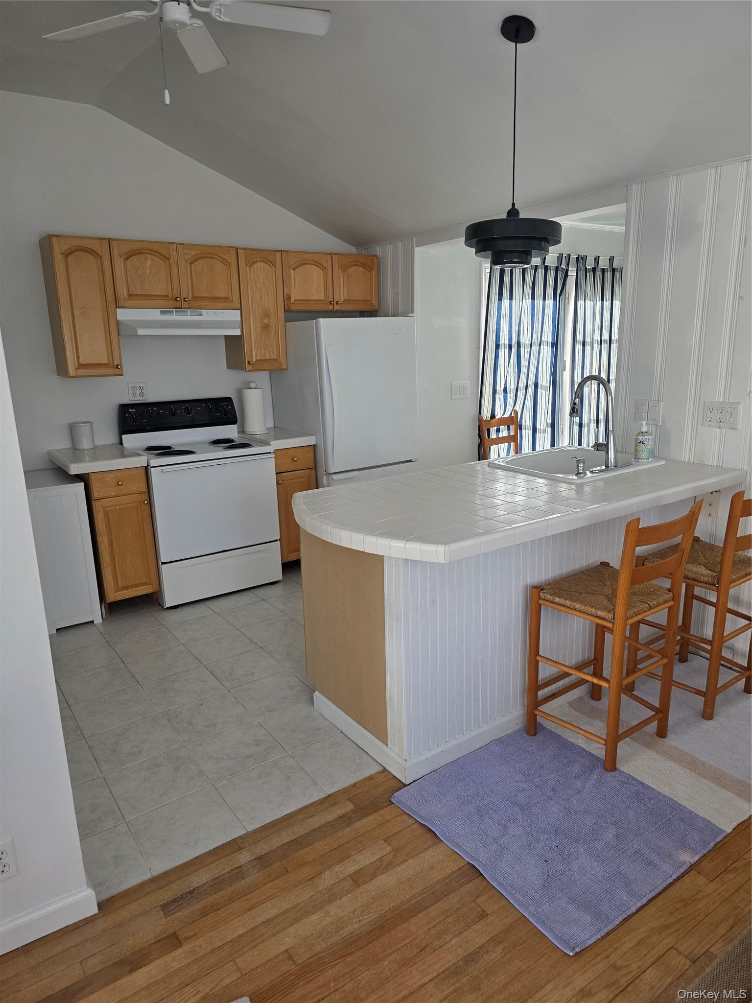 Single Family Lincoln  Suffolk County, NY 11946, MLS-968169-9