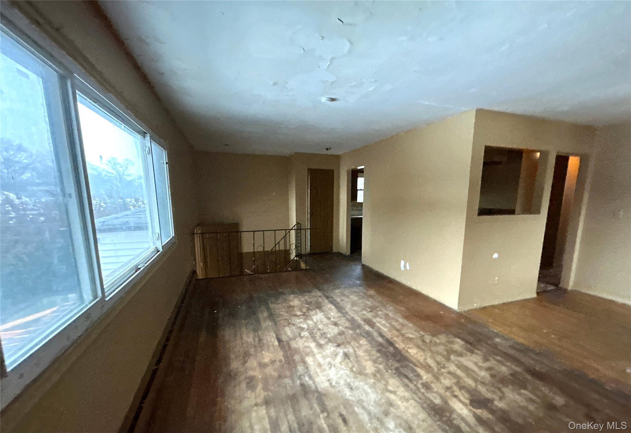 Single Family Ocean  Suffolk County, NY 11706, MLS-968208-3