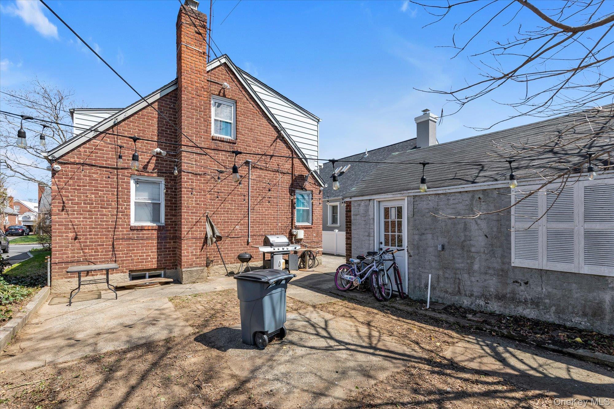 Single Family Ann  Nassau County, NY 11580, MLS-968236-21