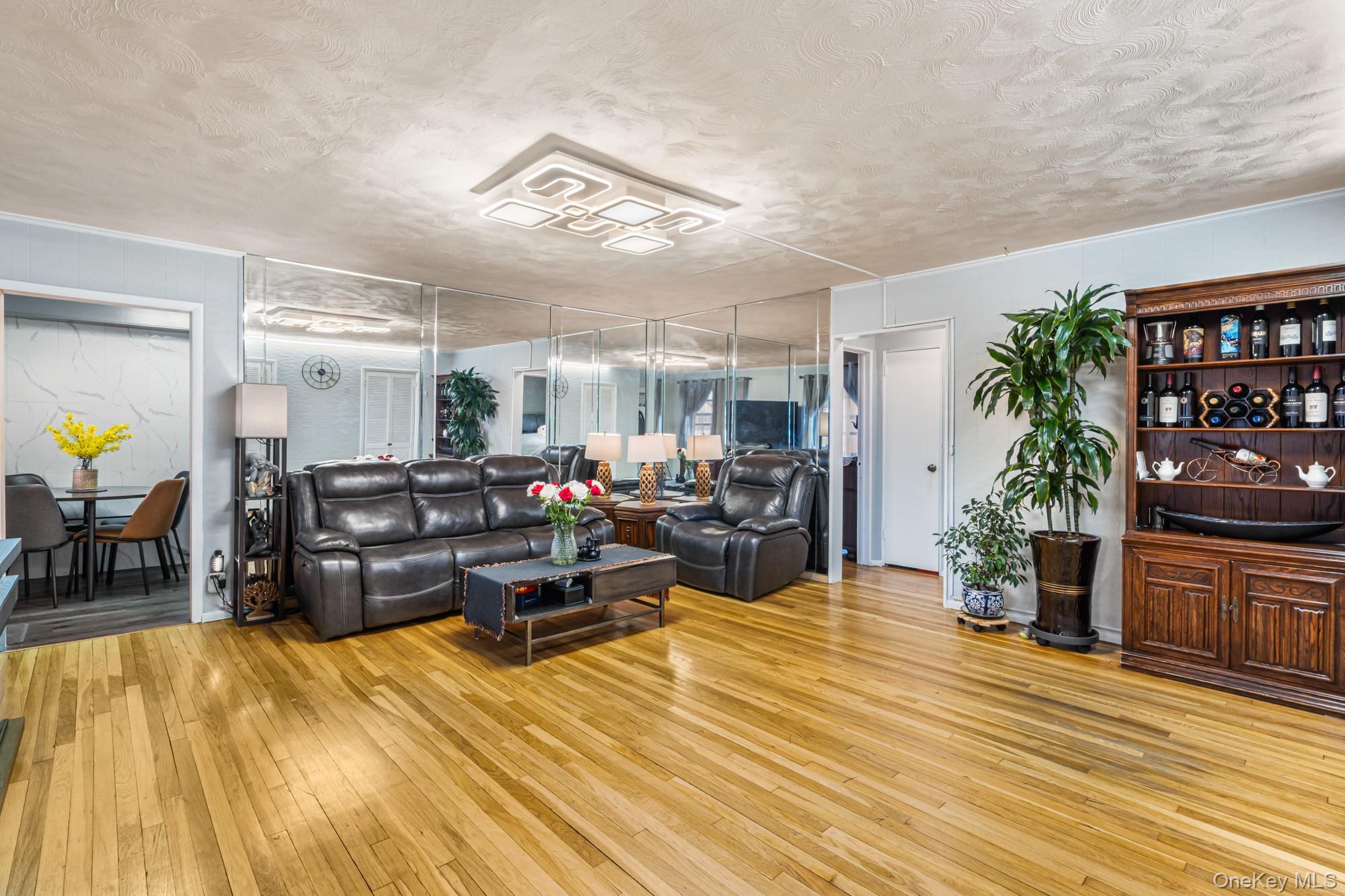 Coop 166th Queens, NY 11357, MLS-968240-2