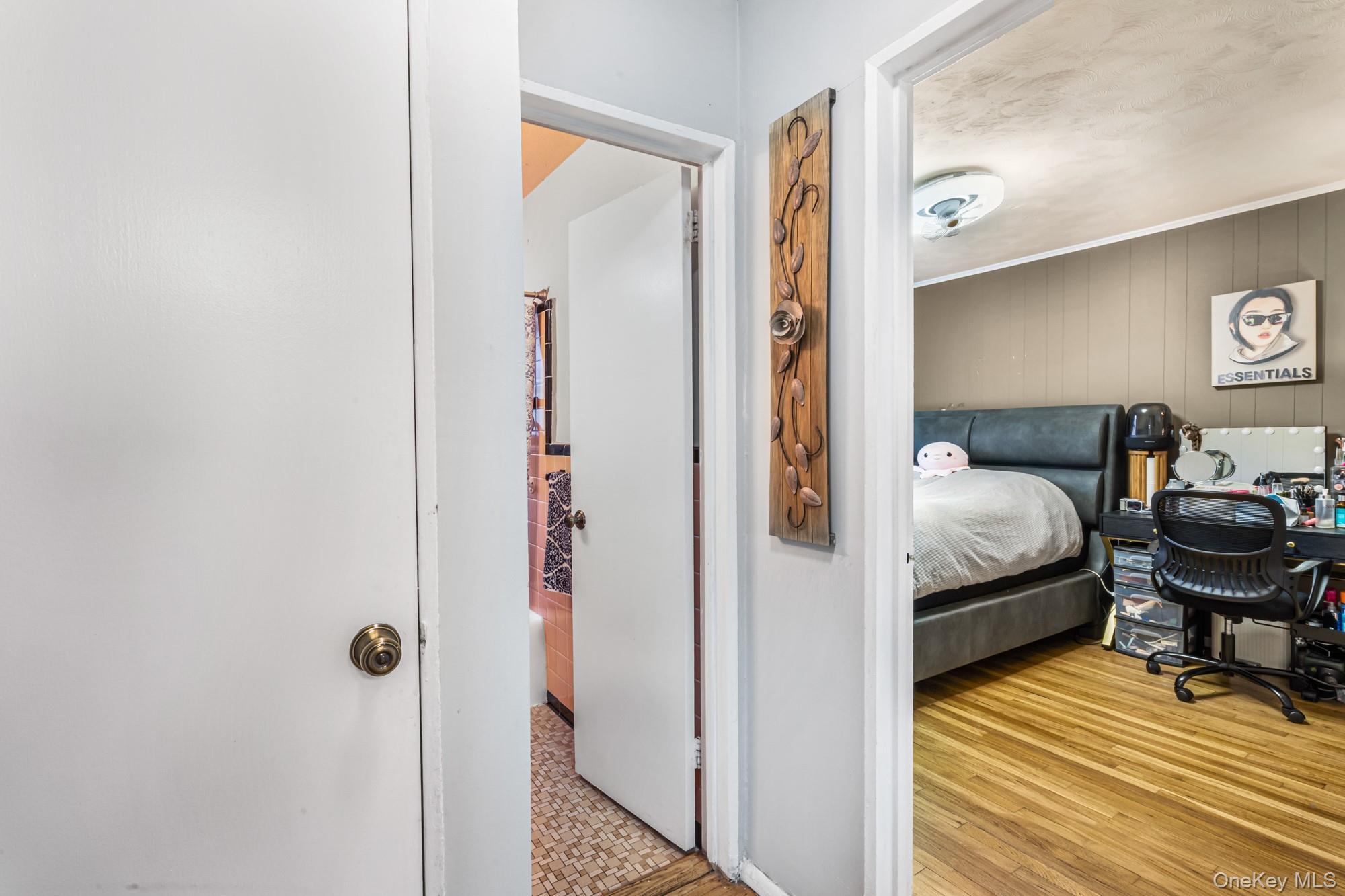 Coop 166th Queens, NY 11357, MLS-968240-5