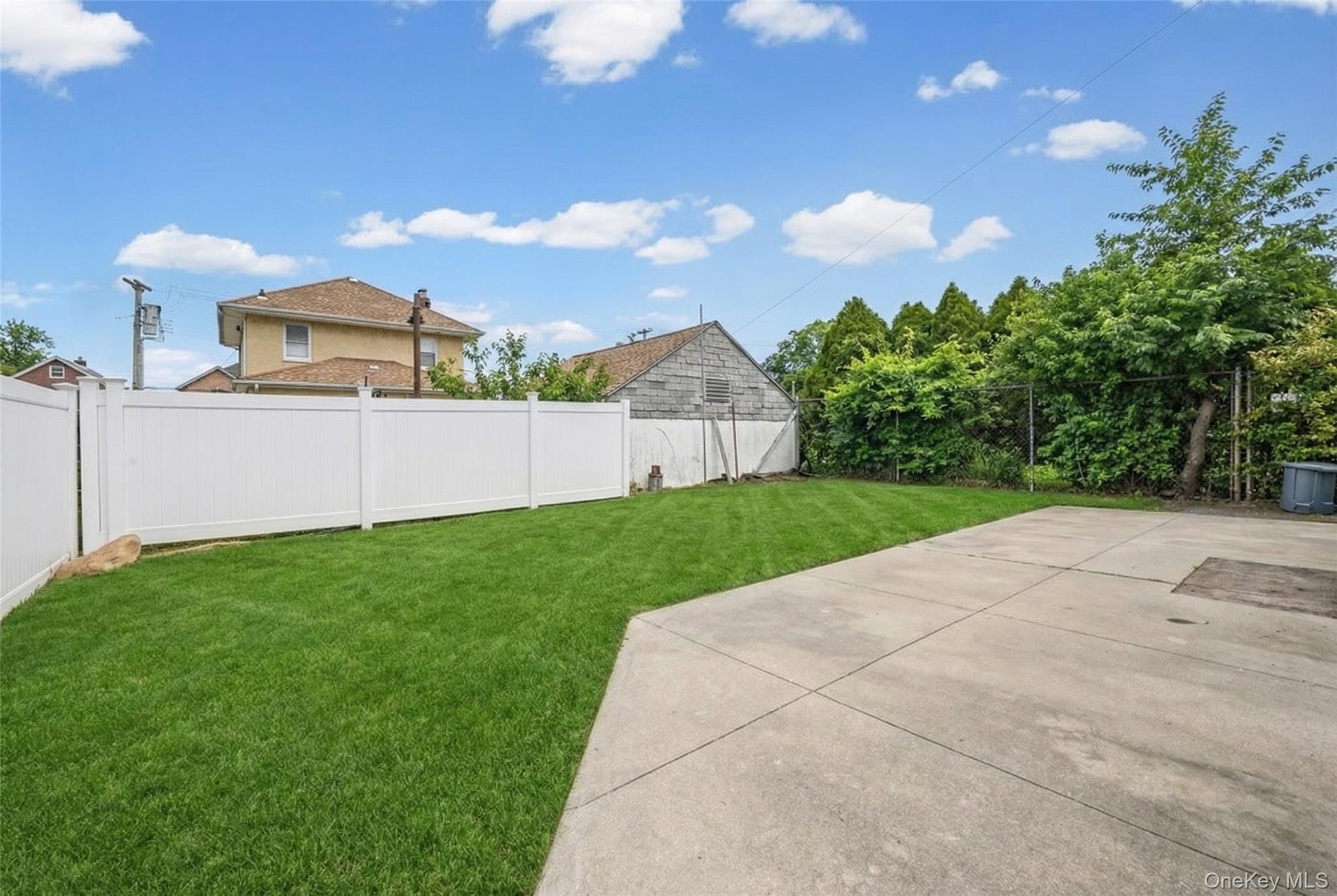 Single Family 27th Queens, NY 11354, MLS-968241-5