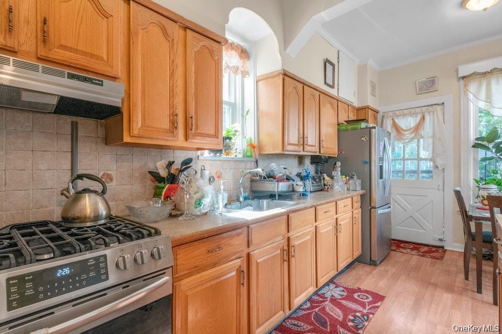 Single Family Willett  Bronx, NY 10467, MLS-968263-6