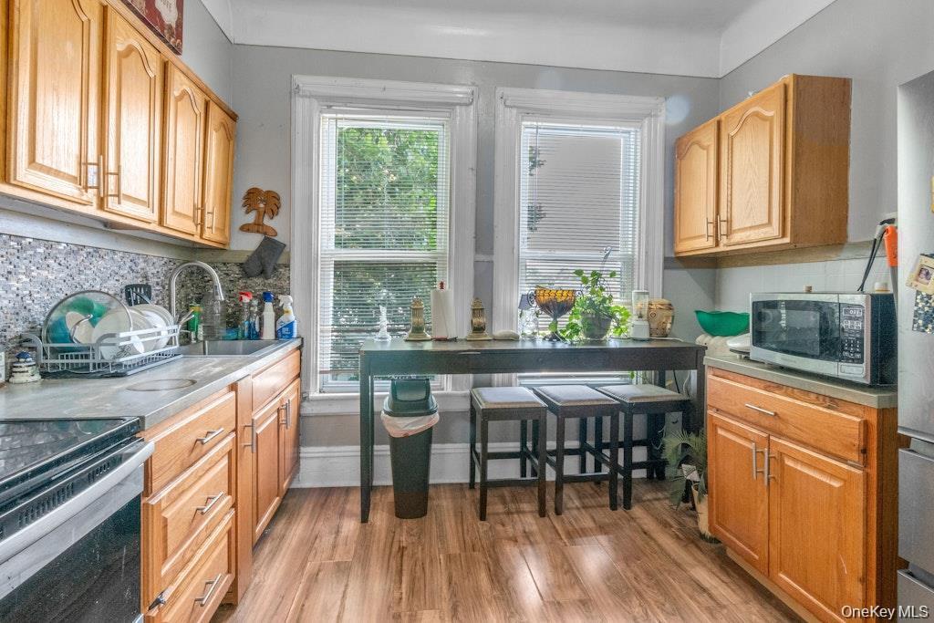 Single Family Willett  Bronx, NY 10467, MLS-968263-8