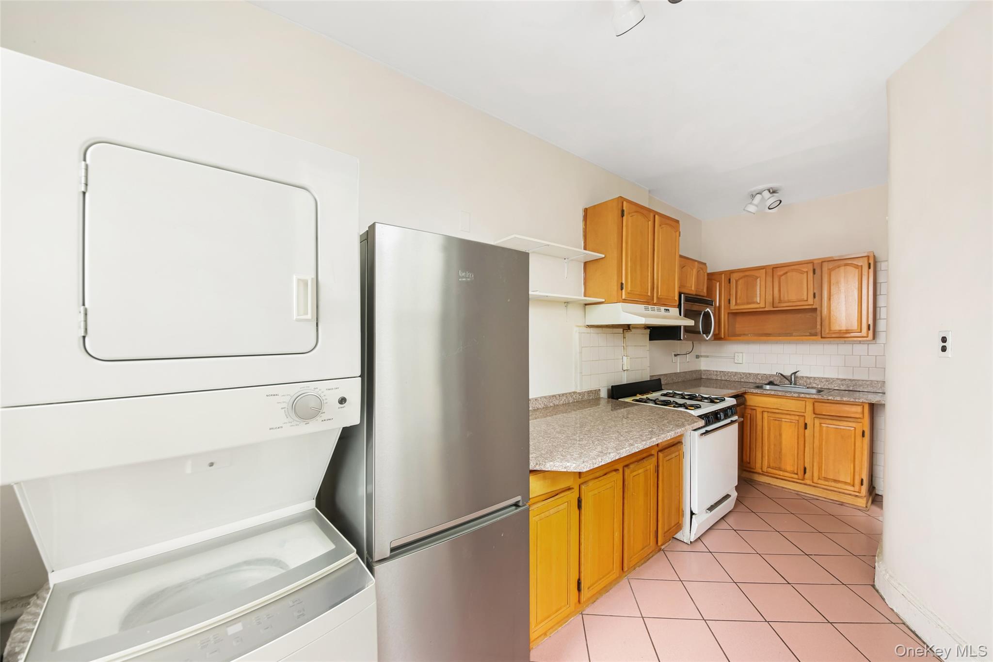 Single Family Decatur  Brooklyn, NY 11233, MLS-968312-6