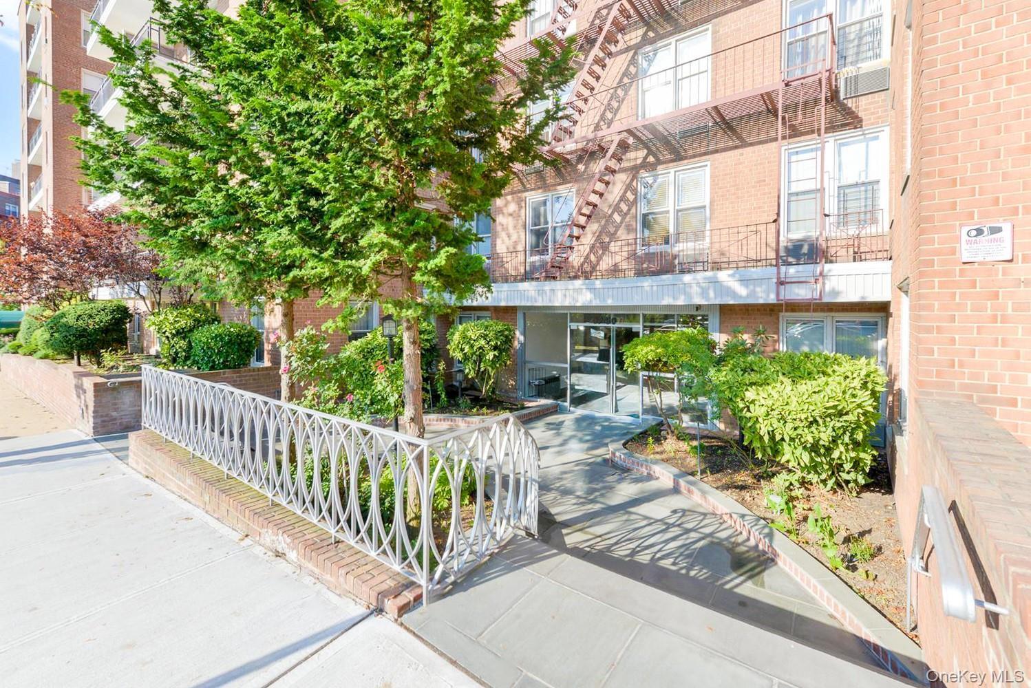 Coop Thornton  Queens, NY 11375, MLS-968317-27