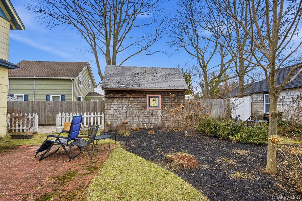 Single Family Smith  Suffolk County, NY 11751, MLS-968322-24