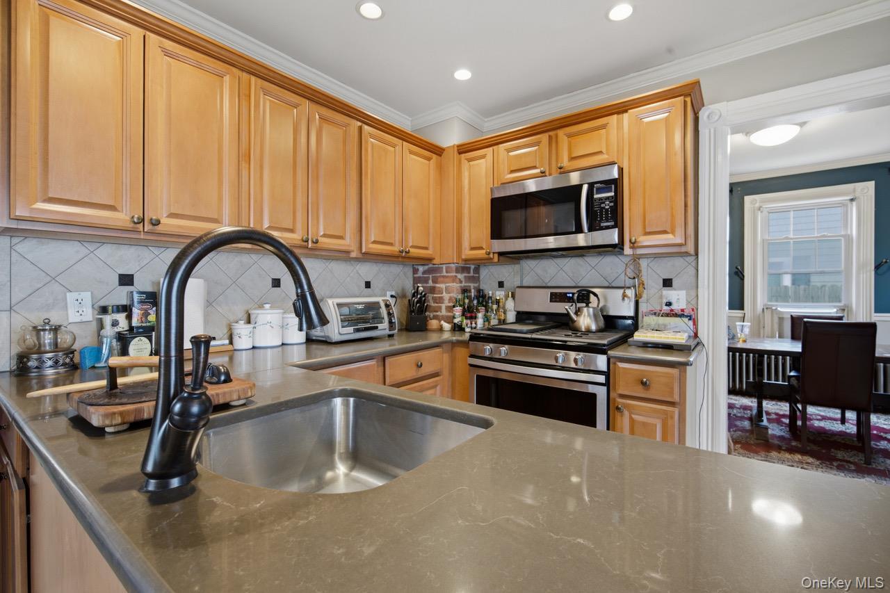 Single Family Smith  Suffolk County, NY 11751, MLS-968322-6