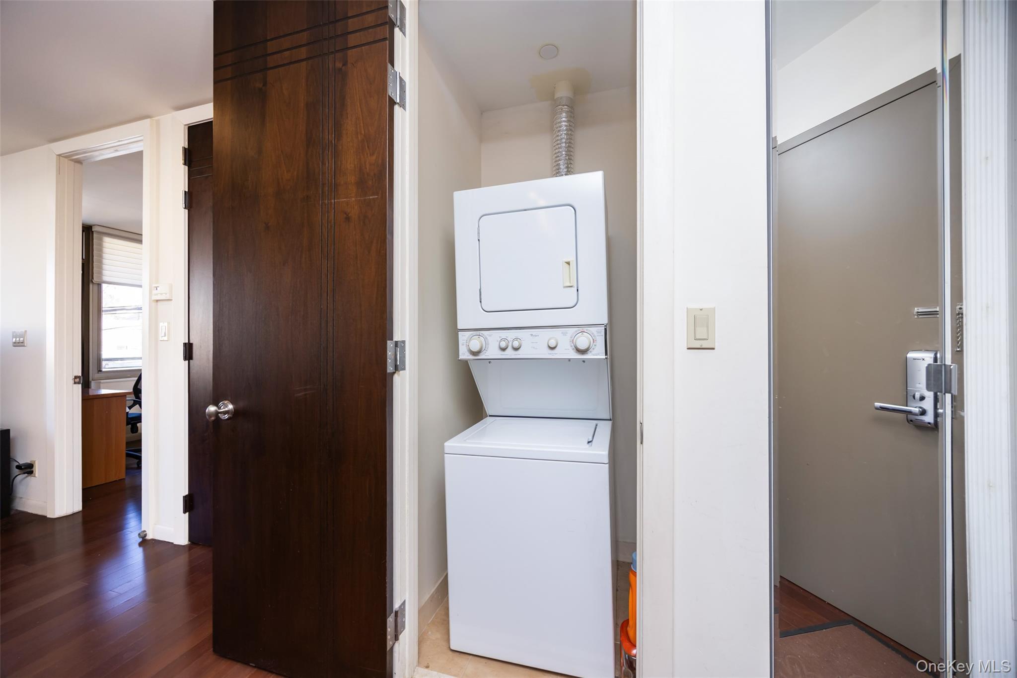 Condo Union  Queens, NY 11354, MLS-968323-10