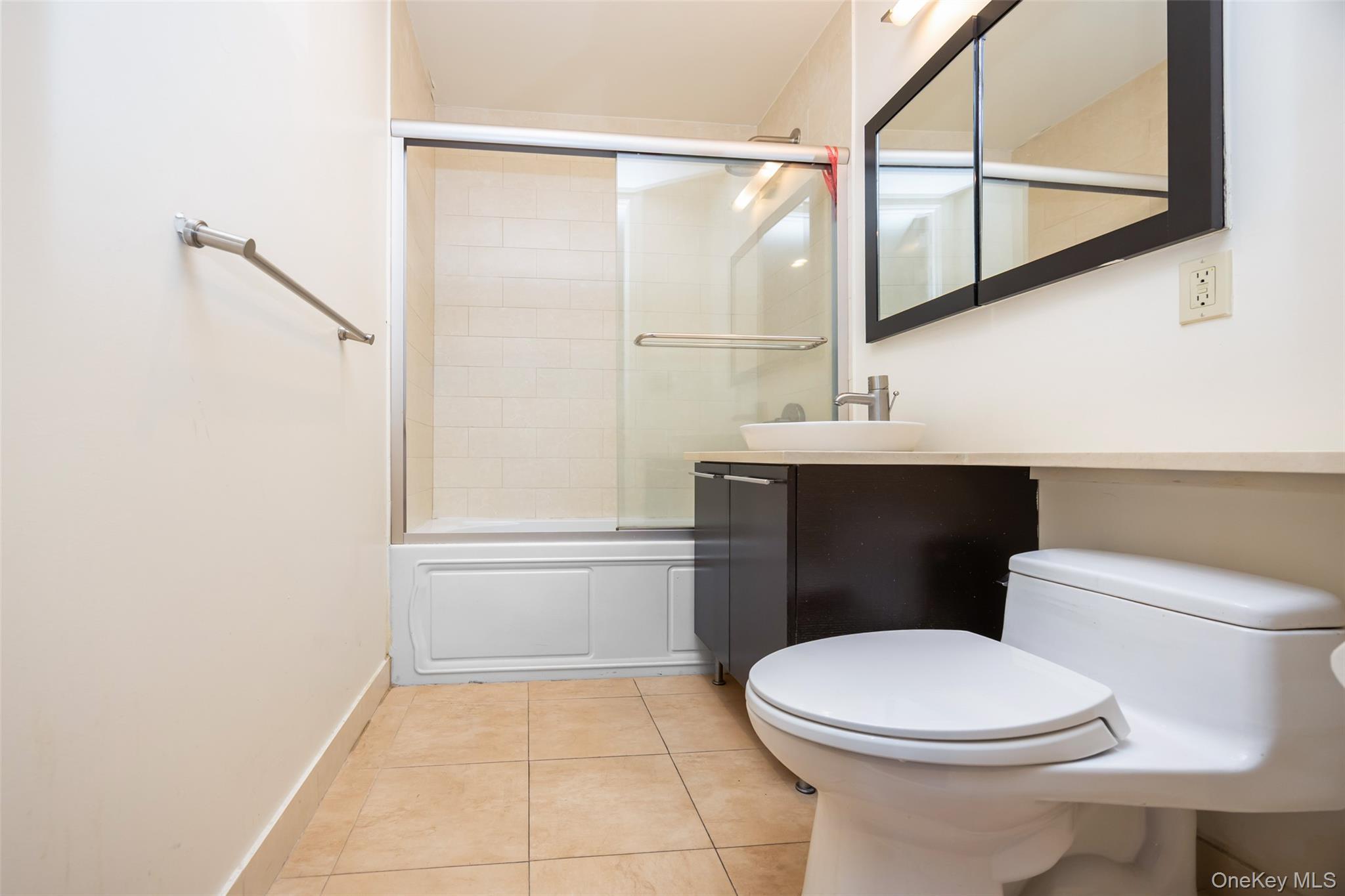 Condo Union  Queens, NY 11354, MLS-968323-11