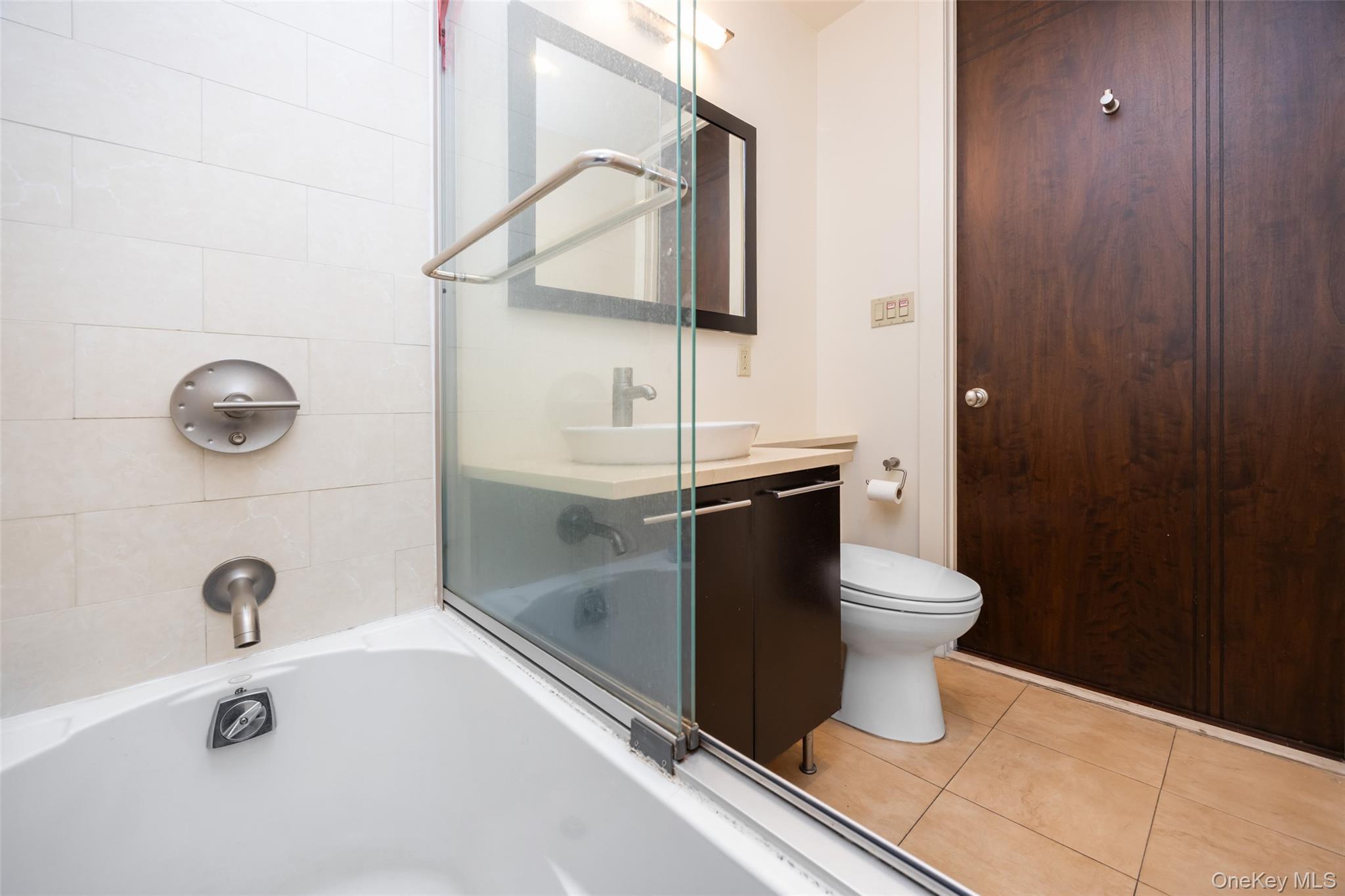 Condo Union  Queens, NY 11354, MLS-968323-12