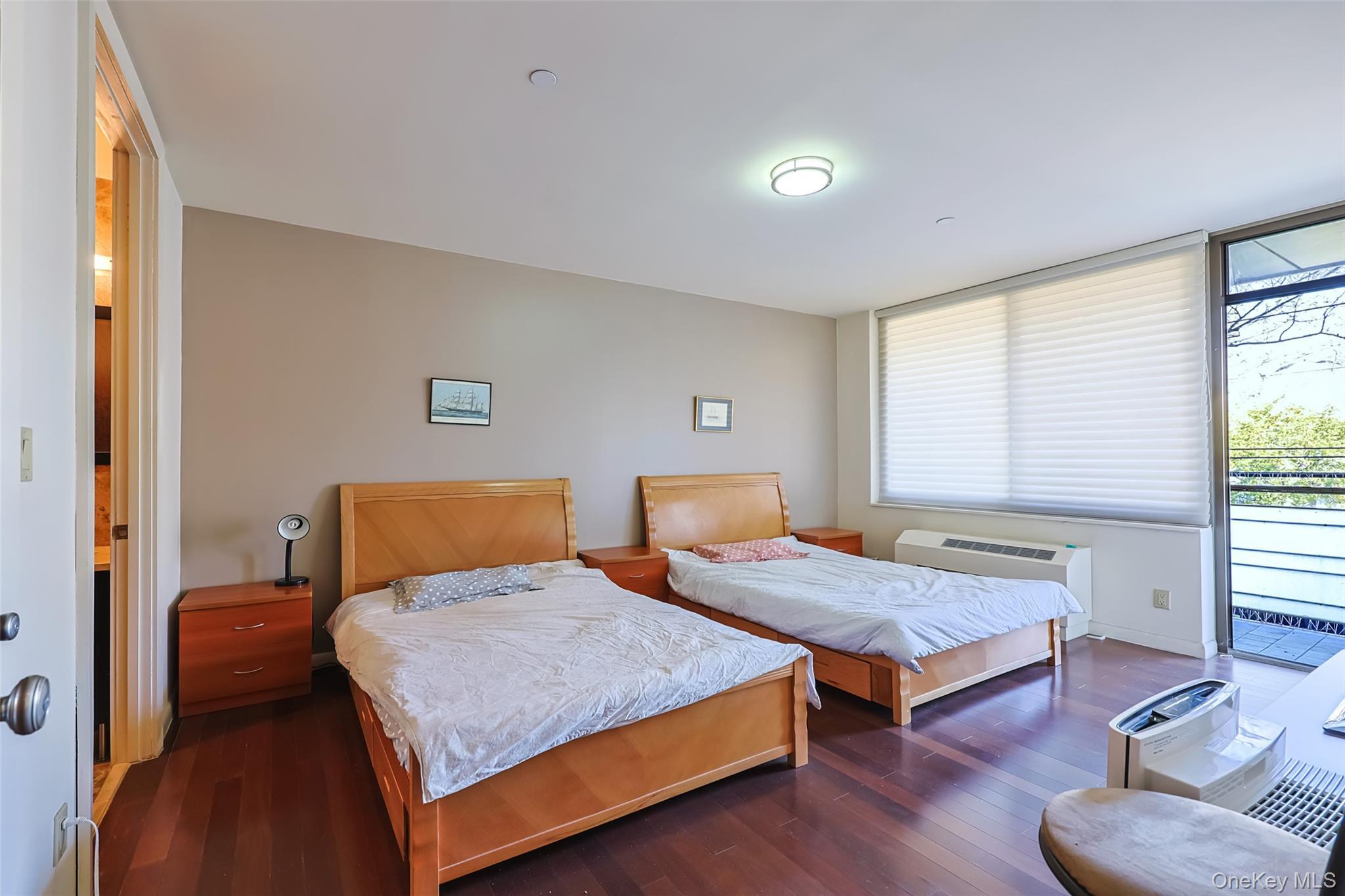 Condo Union  Queens, NY 11354, MLS-968323-17