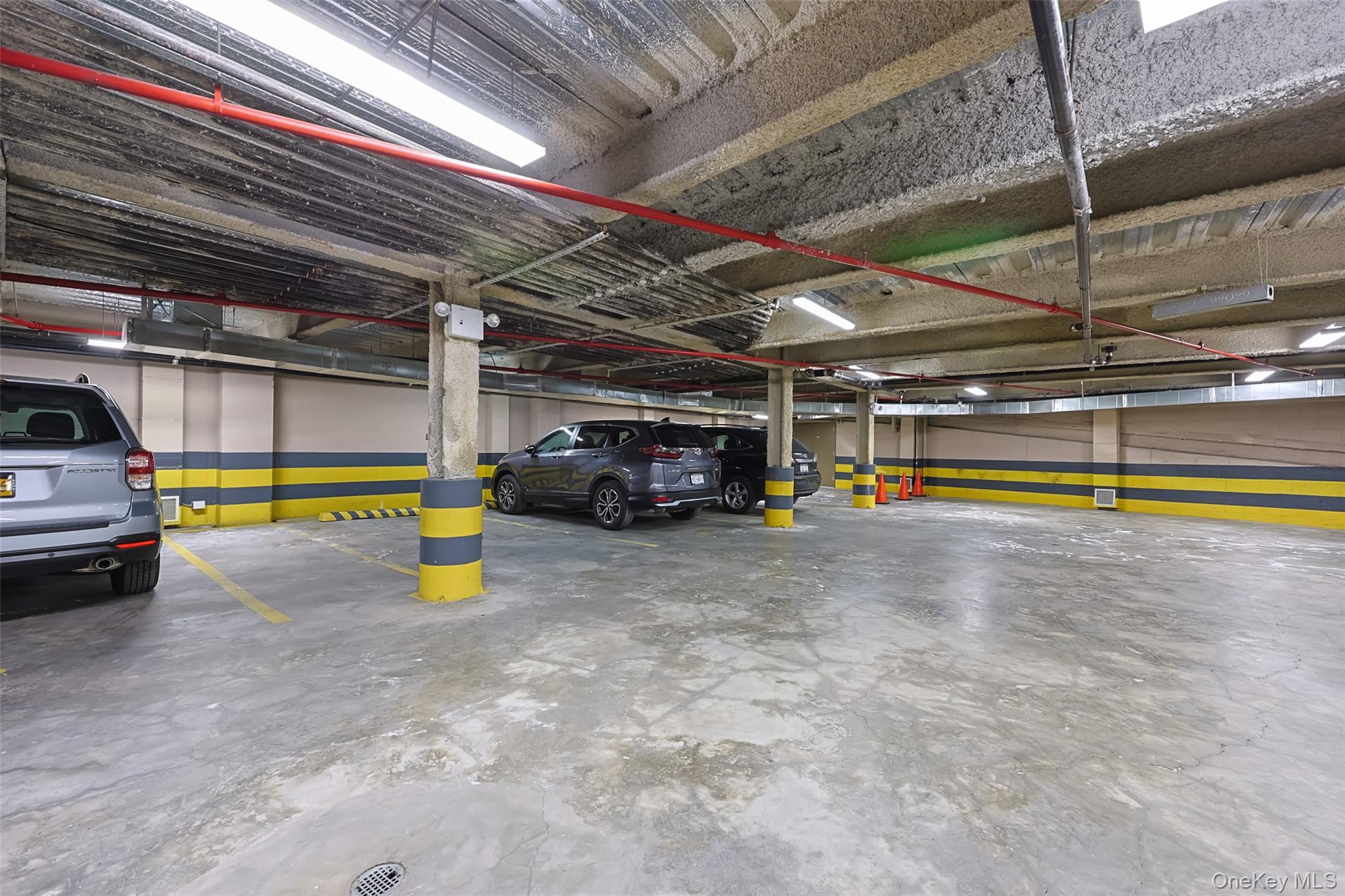 Condo Union  Queens, NY 11354, MLS-968323-27